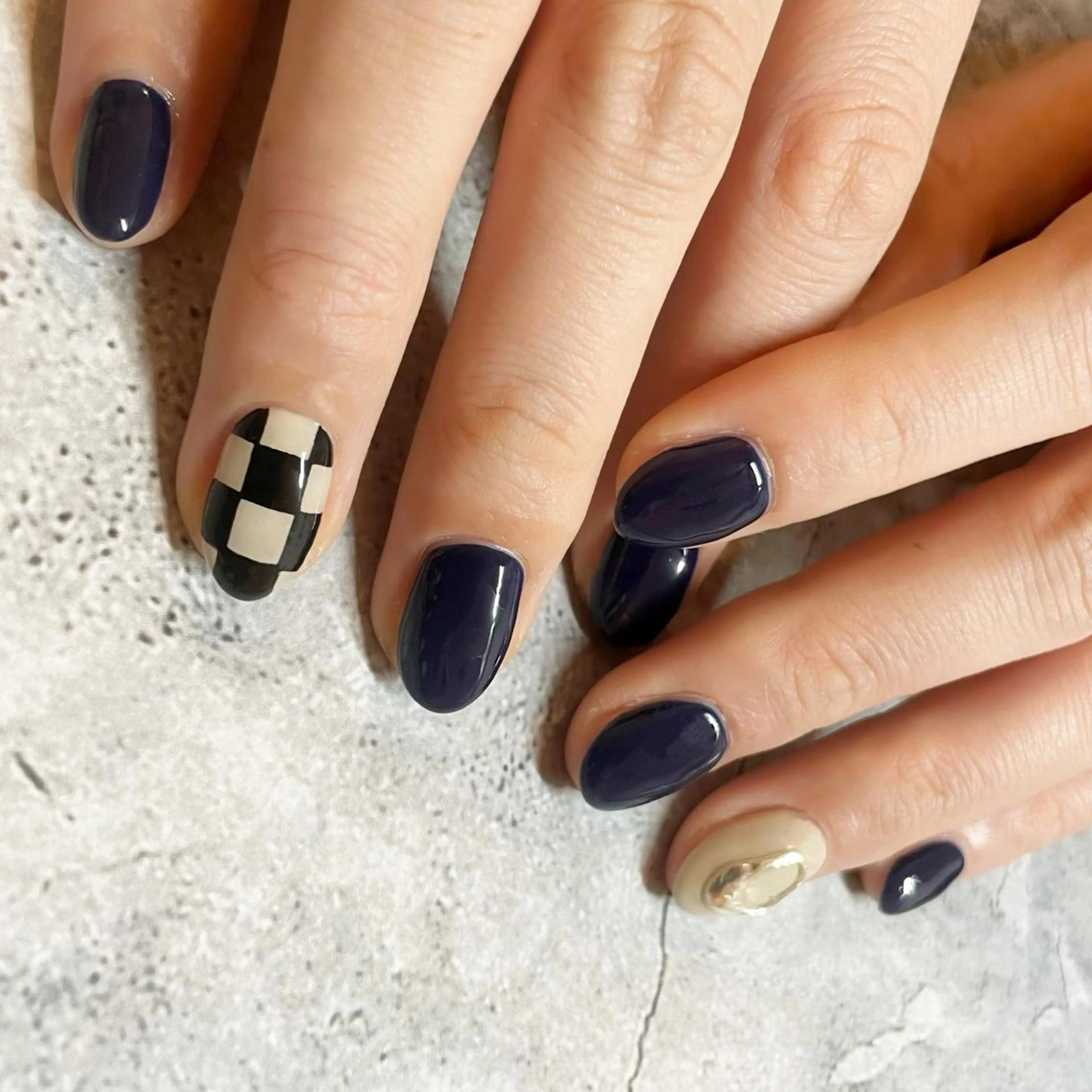 ネイル ネイビー ハンドネイル Classy【クラッシー】所属・Classy: Mizukiのネイルデザイン