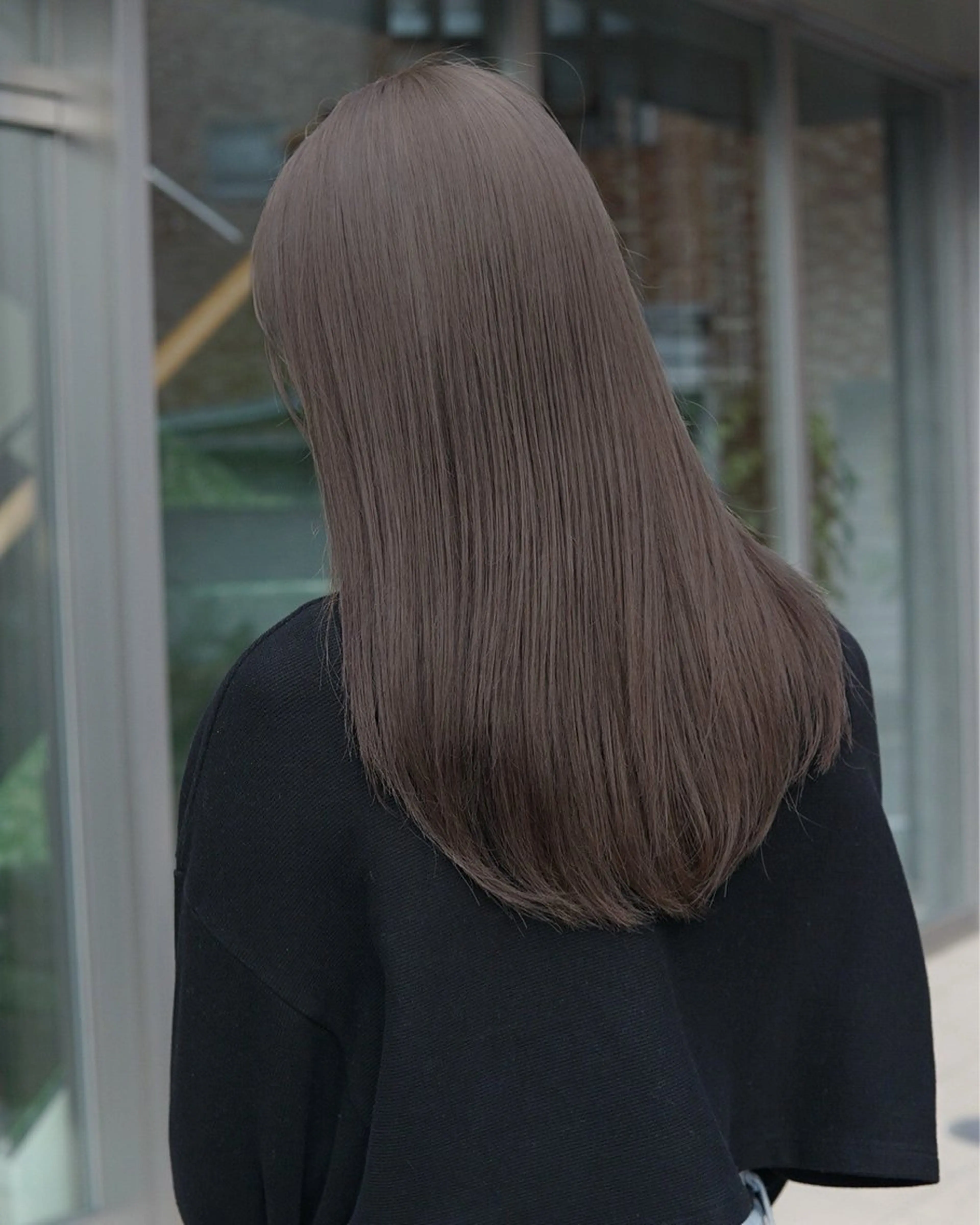 カラー navile 銀座 角田 龍太のヘアスタイル
