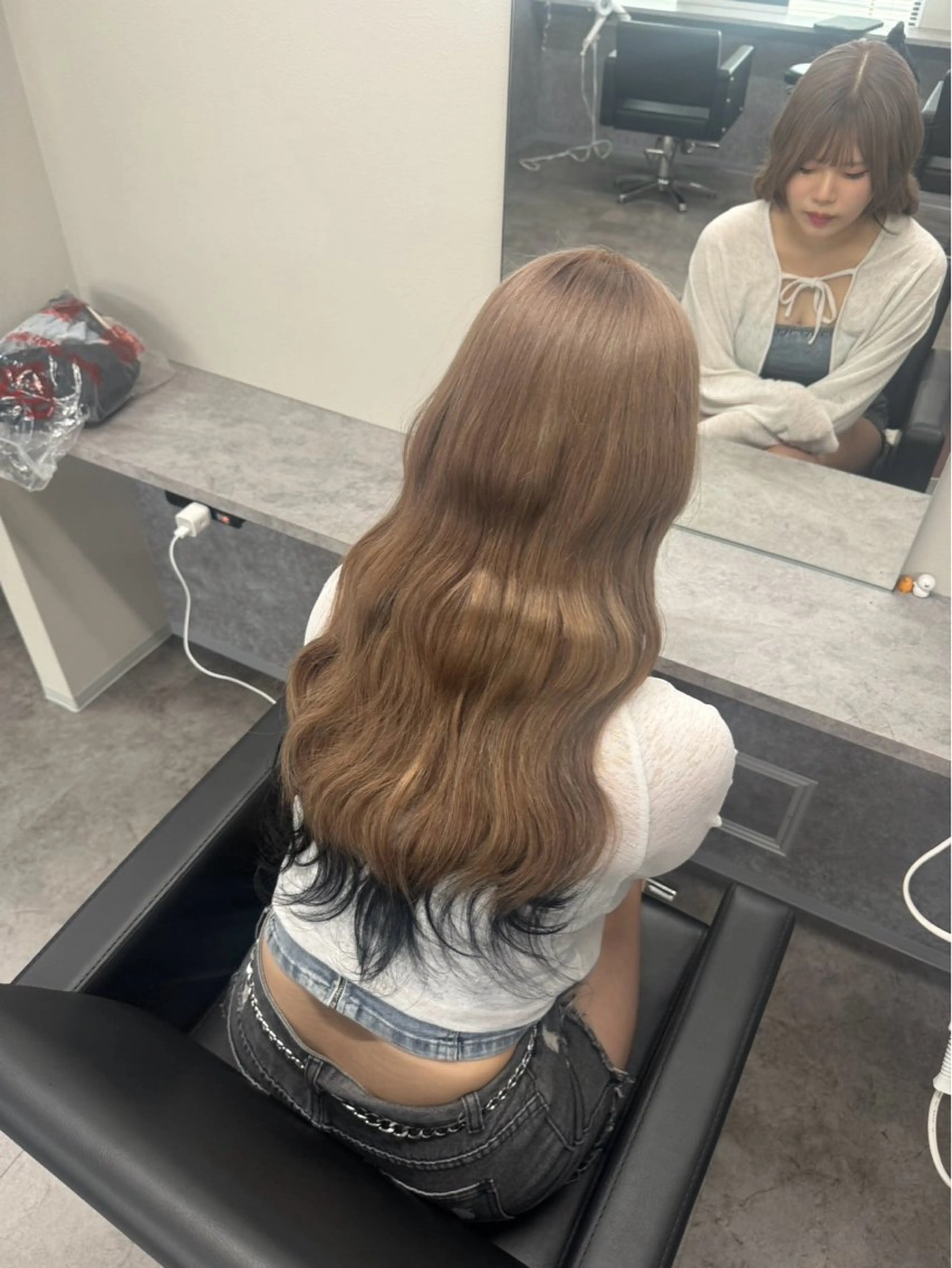 ロング Newone by neighbor所属・うる艶🫧ハイトーン 💜🦋🫧ミズキのヘアスタイル