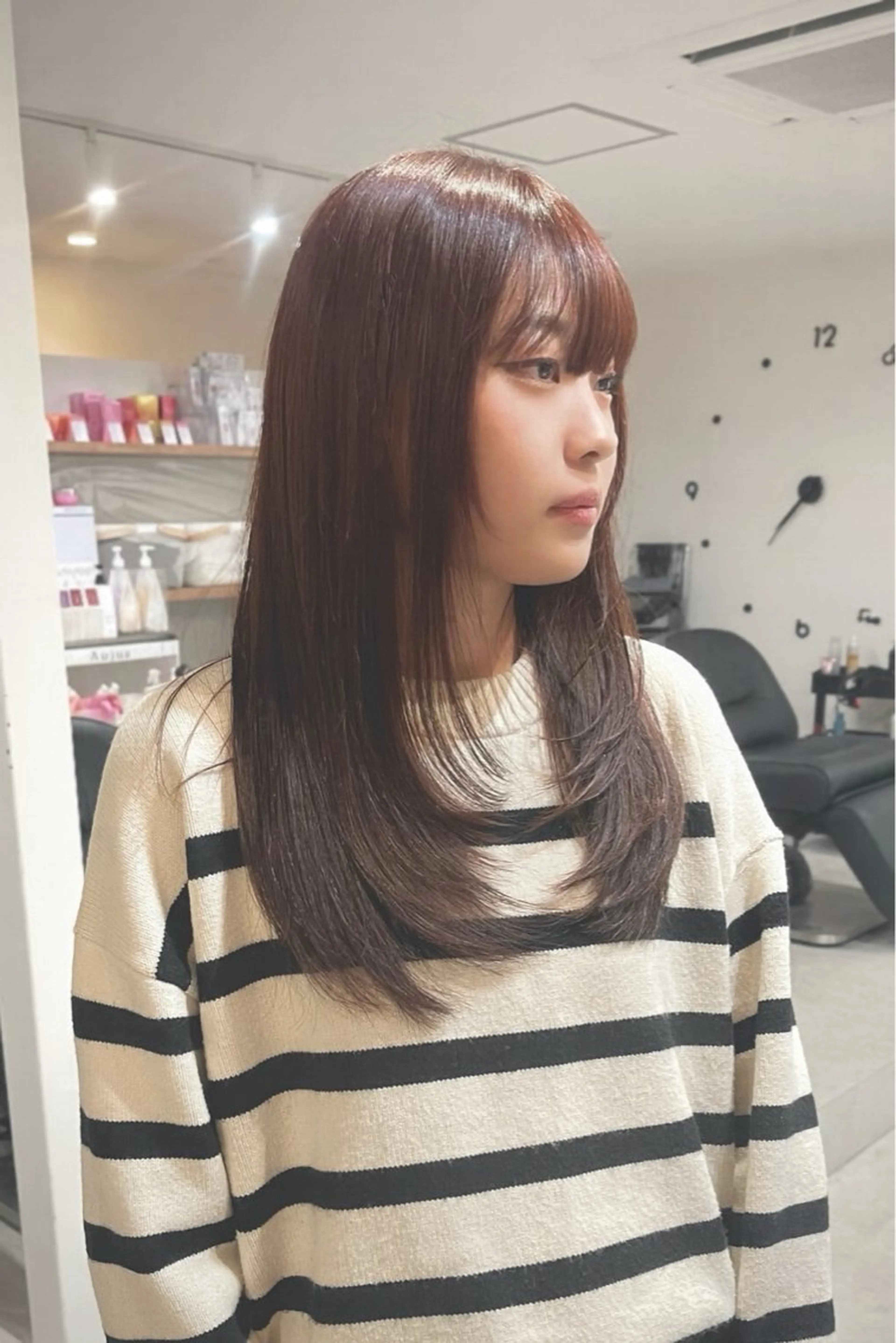 セミロング カラー ブラウンカラー ナチュラルブラウン レイヤーカット カット ヘアカラー トリートメント 似合わせカラー 似合わせレイヤー矢作のヘアスタイル