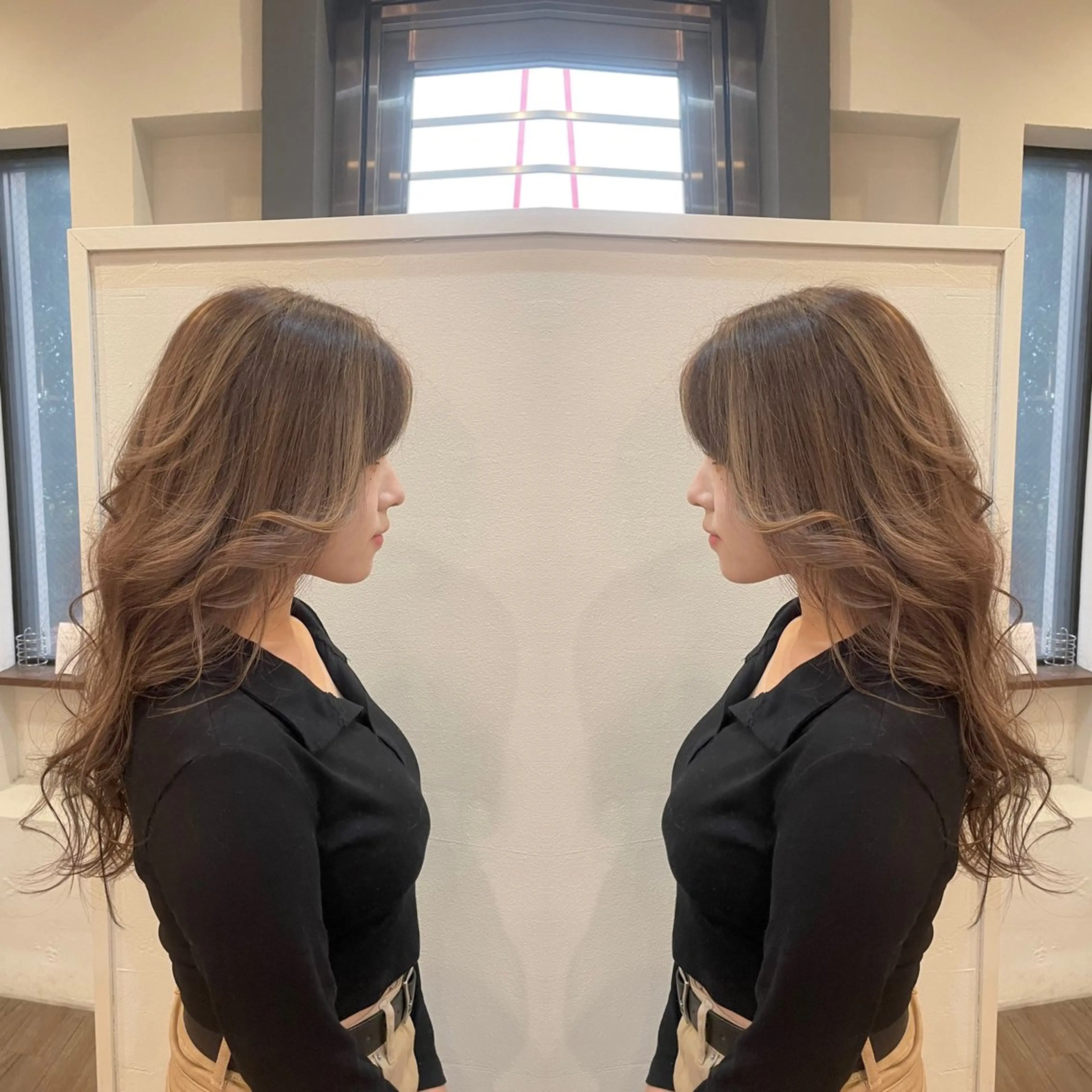 ロング カラー ベージュカラー ハイライトカラー ハイライト ヘアカラー Hair make VERDA所属・富永 憲一郎のヘアスタイル