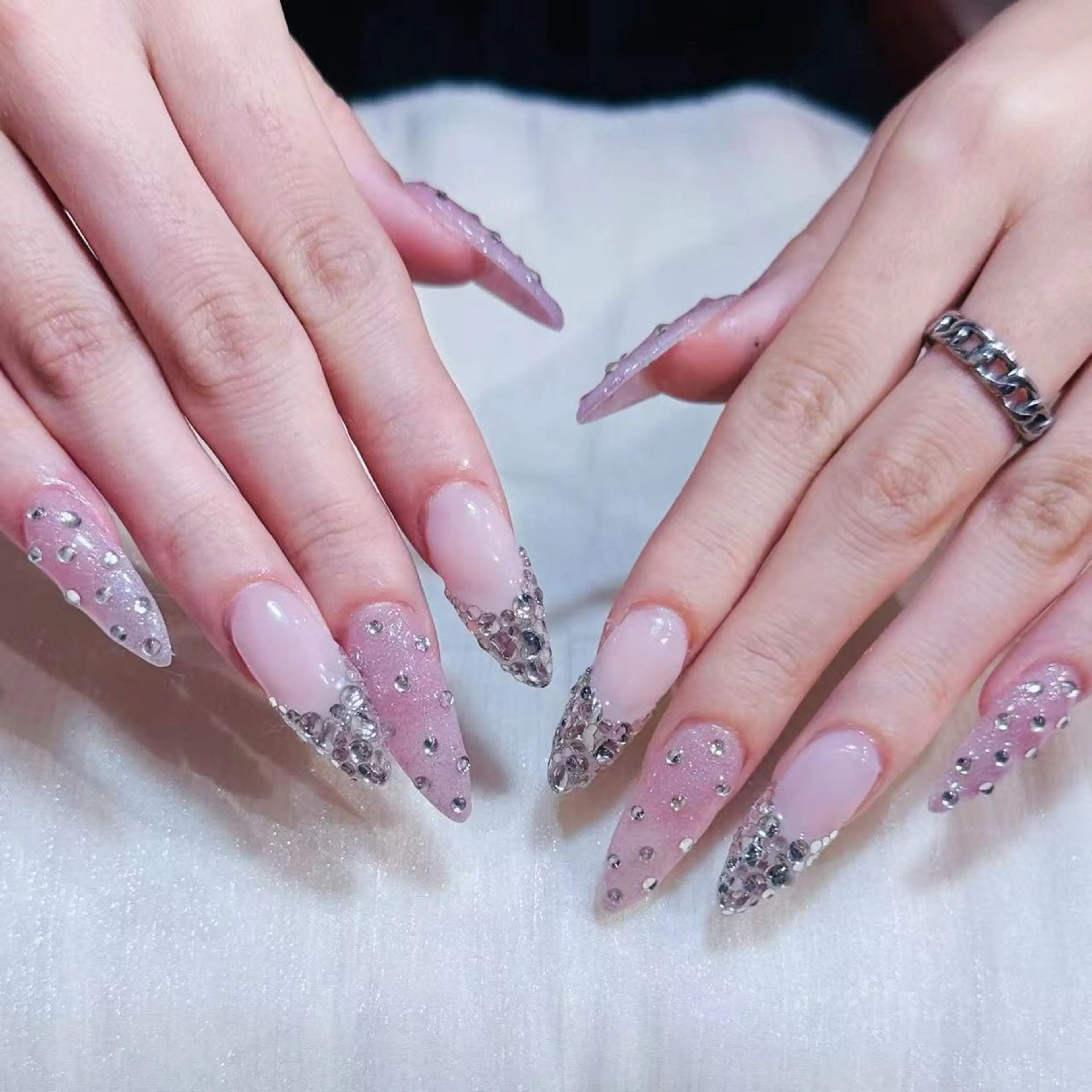 ネイル ハンドネイル DEMAIN- 🕊️のネイルデザイン