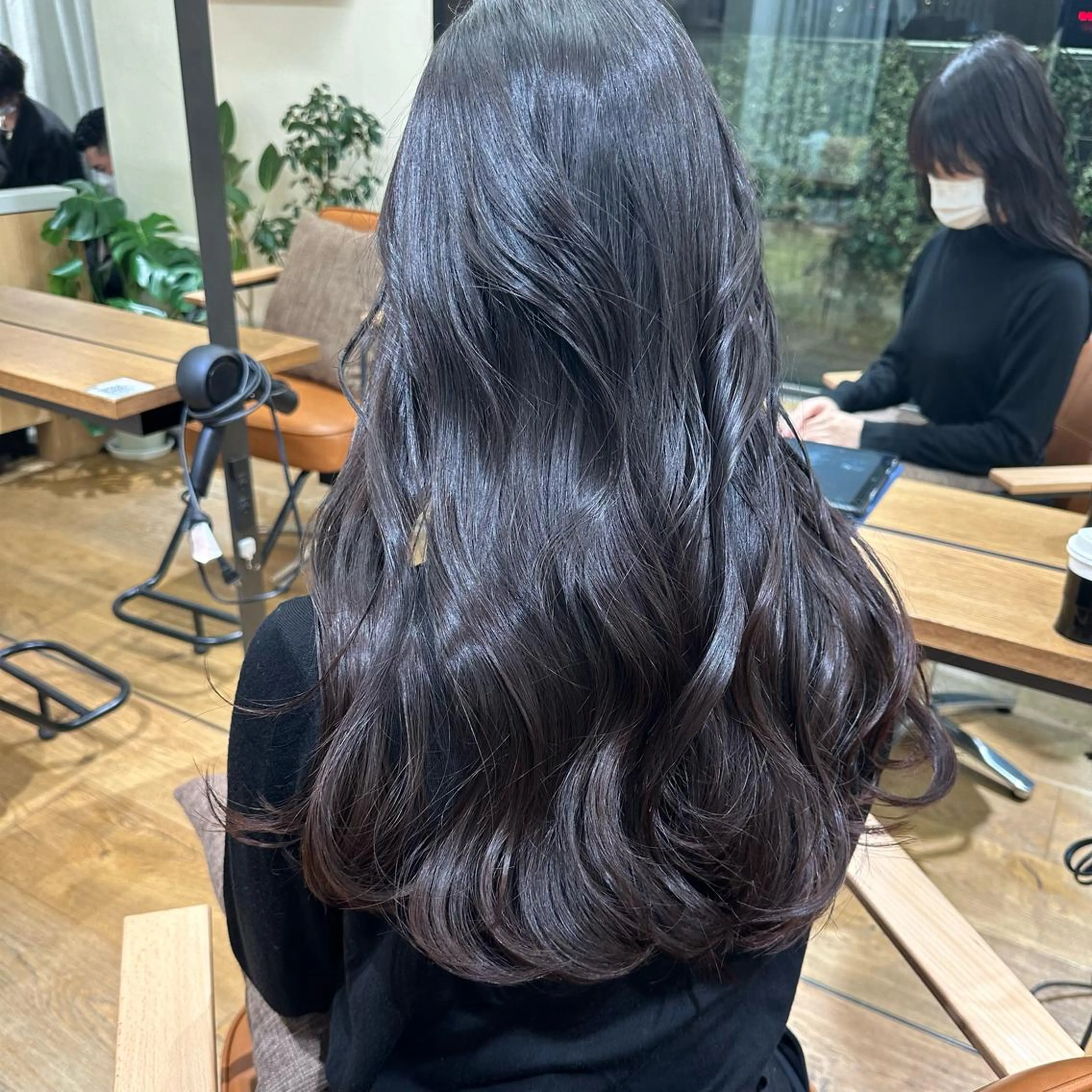 ロング カラー パーマ ヘアアレンジ メンズ キッズ ネイル マツエク・マツパ アイブロウ 顔周りcut/ 艶ワンカラー♥ちさきのヘアスタイル