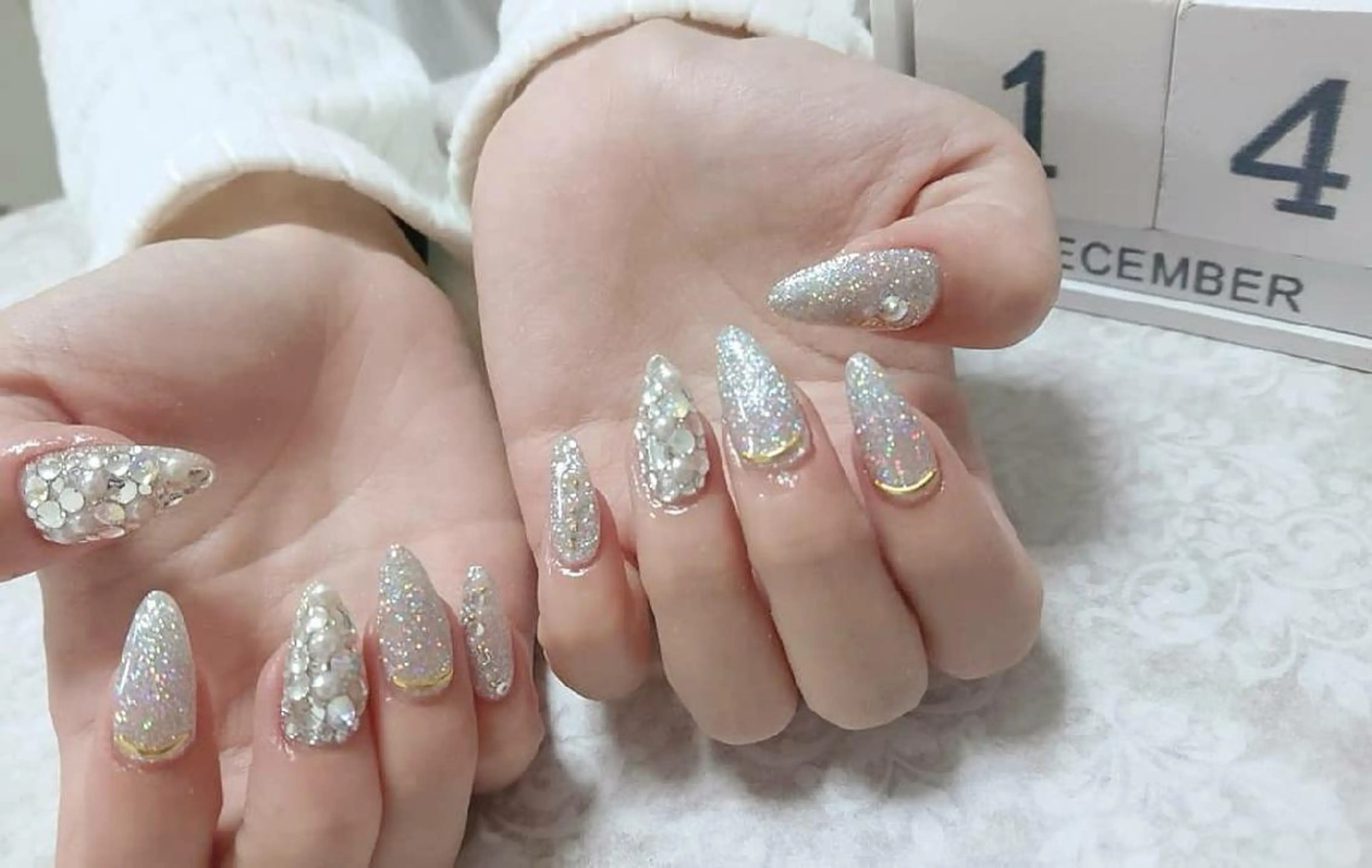 ネイル キラキラネイル JEWEL nailのネイルデザイン