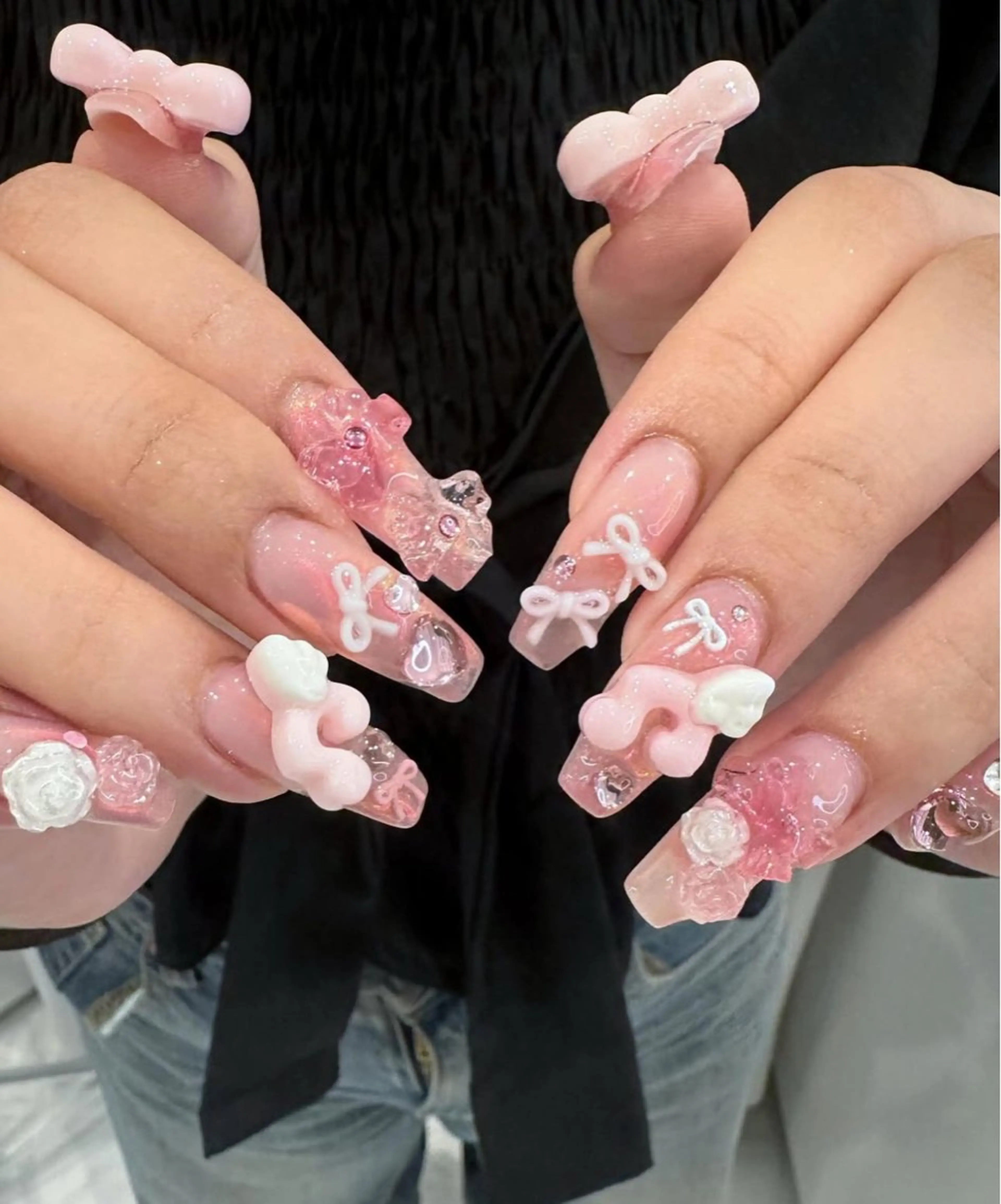 ネイル アートネイル フラワーネイル フレンチネイル ジェルネイル グラデーション ハンドネイル Ryunail所属・ryunail shinokuboのネイルデザイン