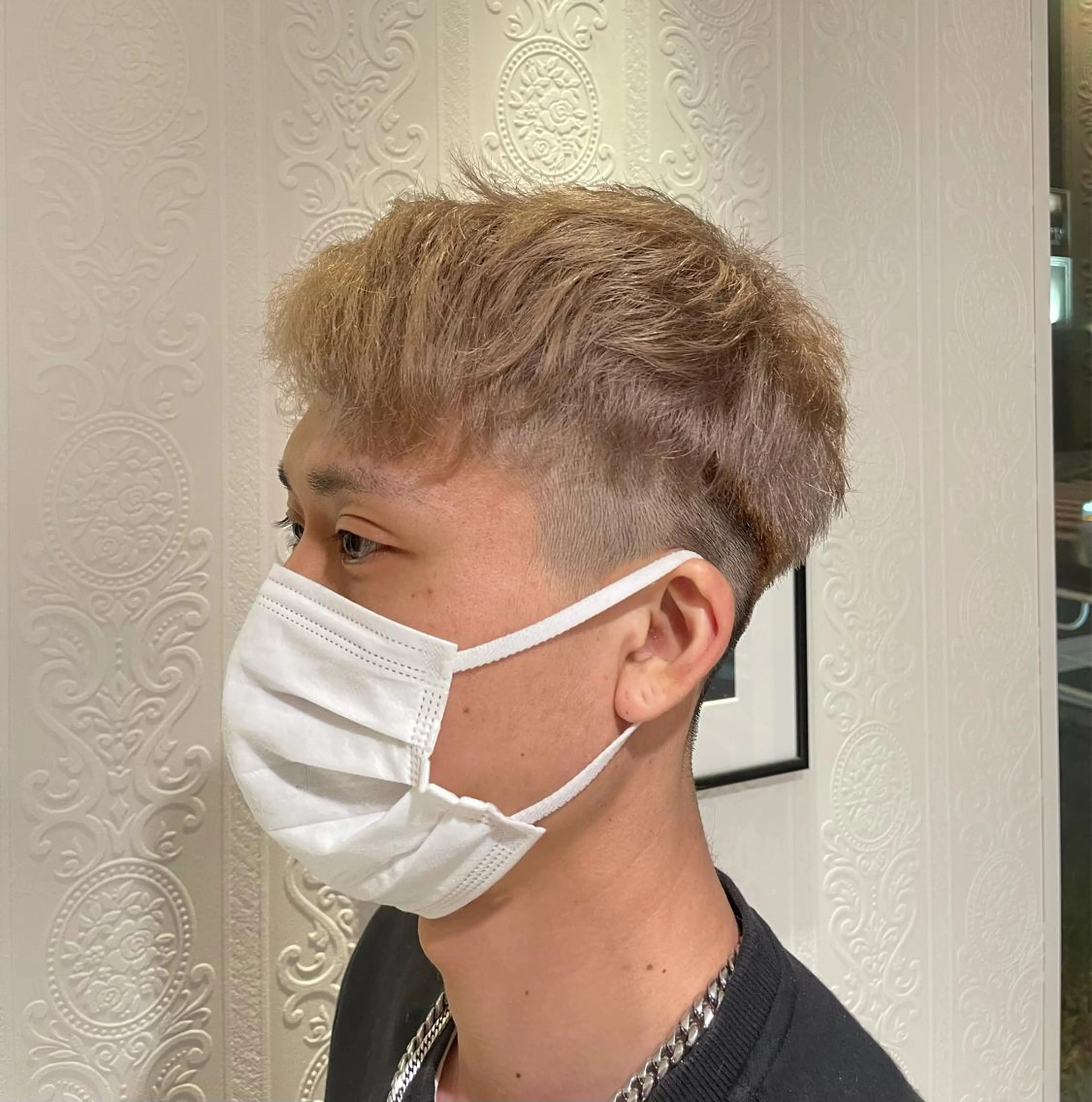 ショート カラー メンズ 大野 輝のヘアスタイル