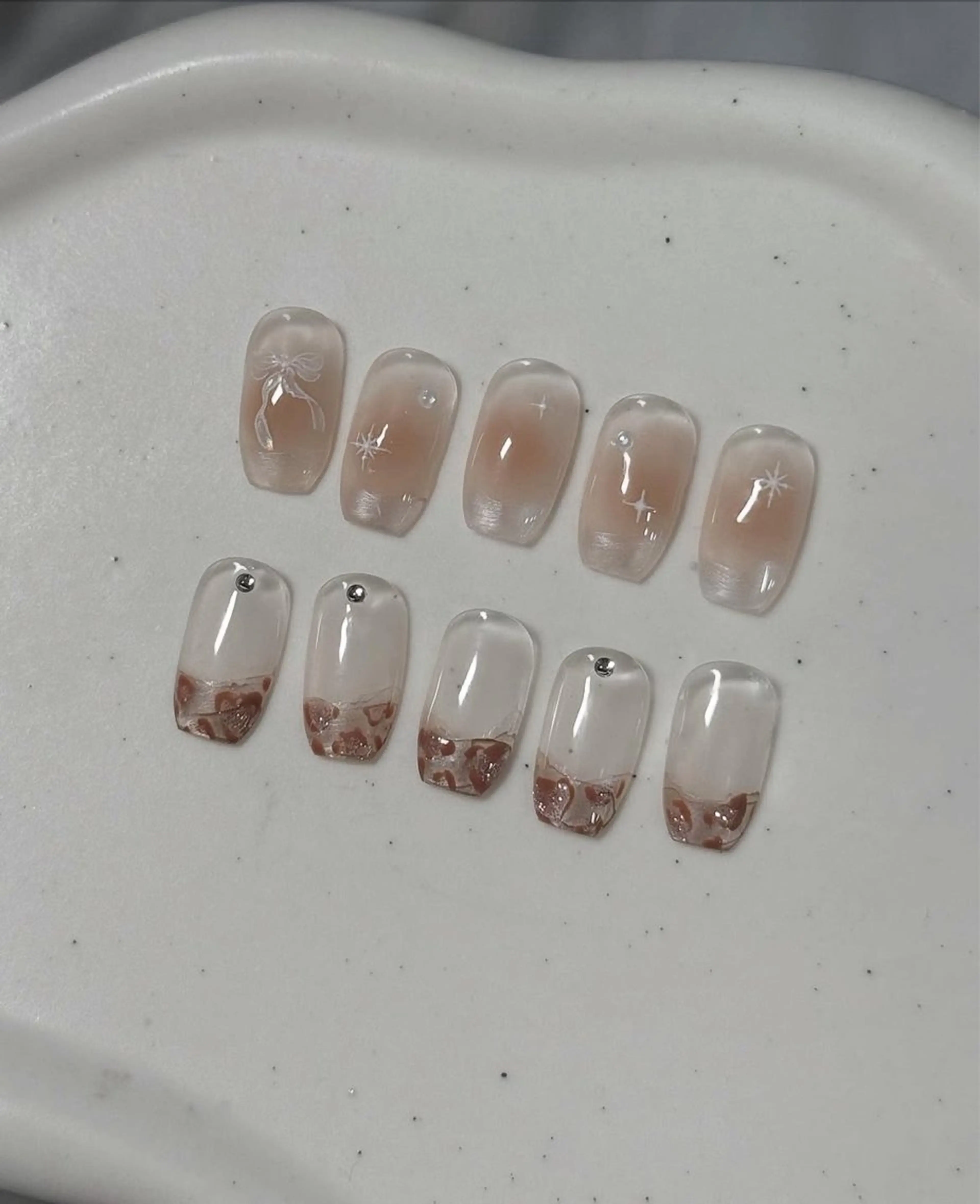 ネイル 韓国ネイル 持ち込み ニュアンスネイル ネイルチップ ハンドネイル JENNY ANA.CHUOのネイルデザイン