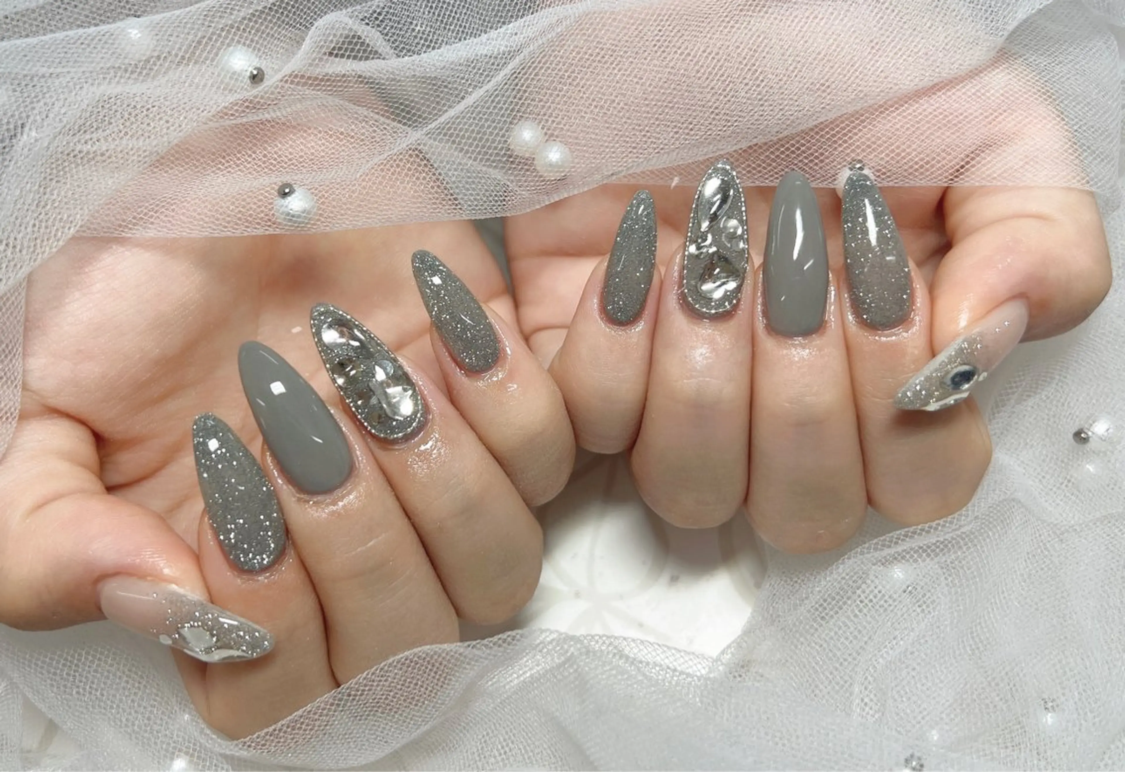 ネイル R nailsalon所属・R salonのネイルデザイン