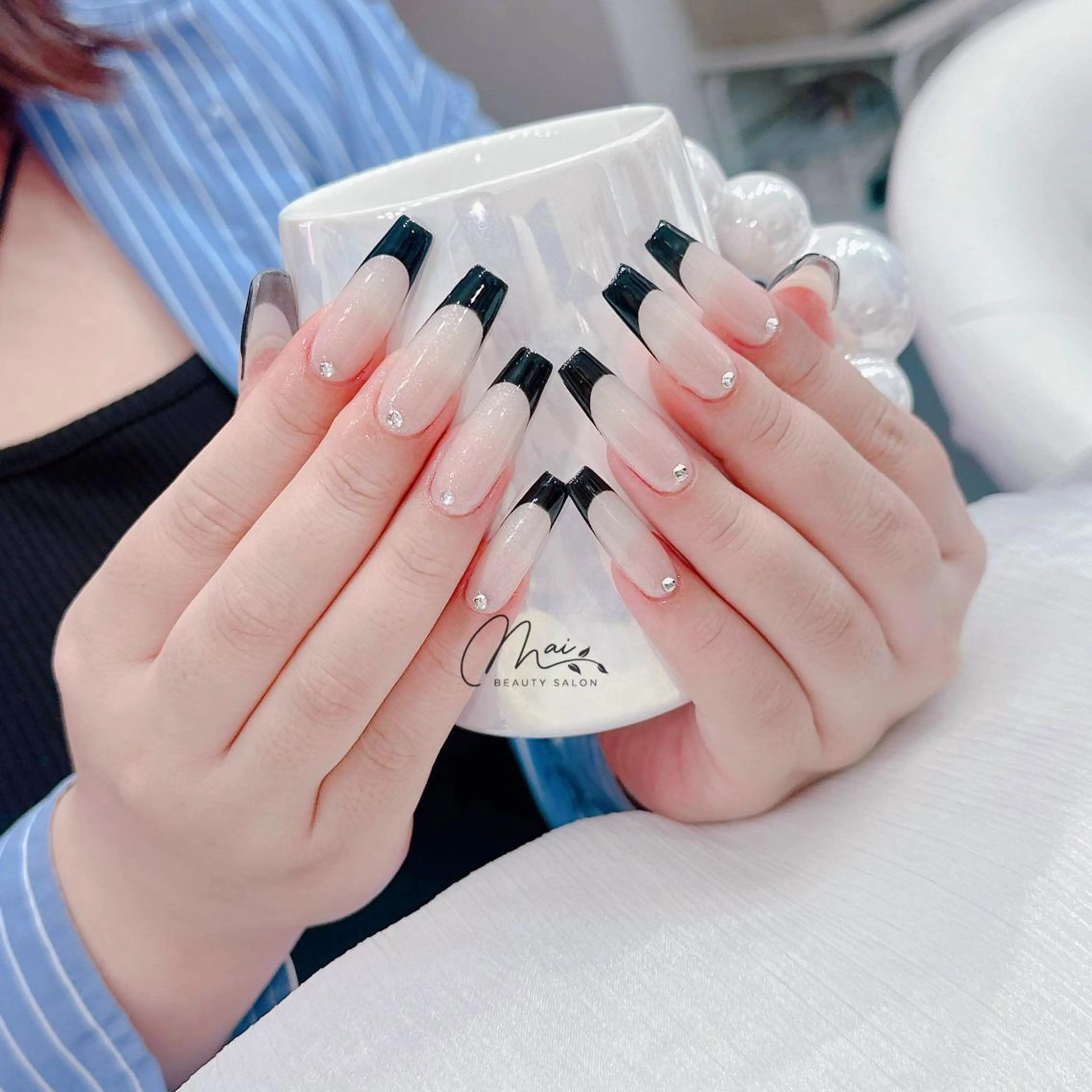 ネイル チークネイル フラッシュネイル フットネイル ジェルネイル マグネットネイル MaiBeauty DanHiのネイルデザイン