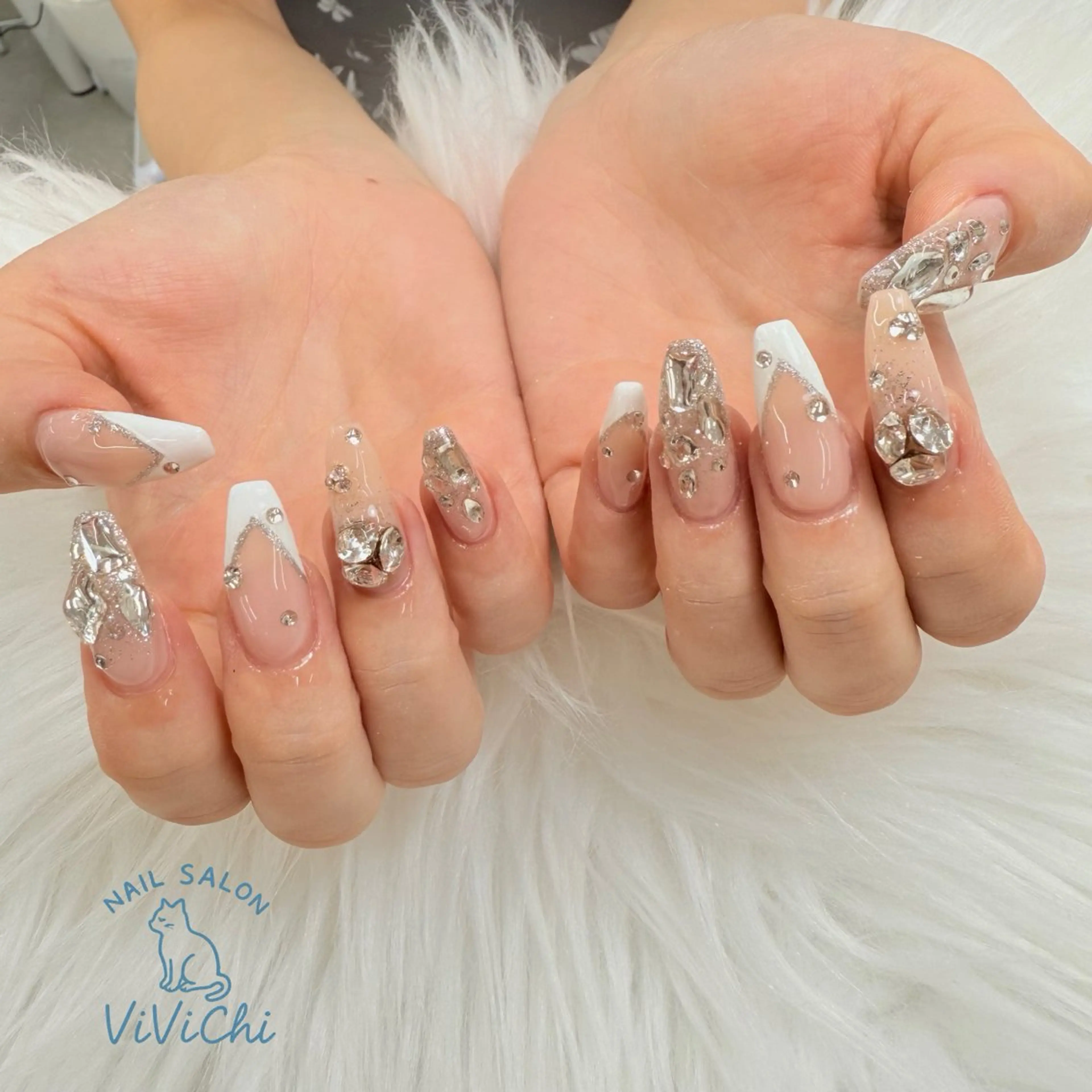 ネイル ハンドネイル NAILSALON ViViChi所属・ViViChi 梨帆のネイルデザイン