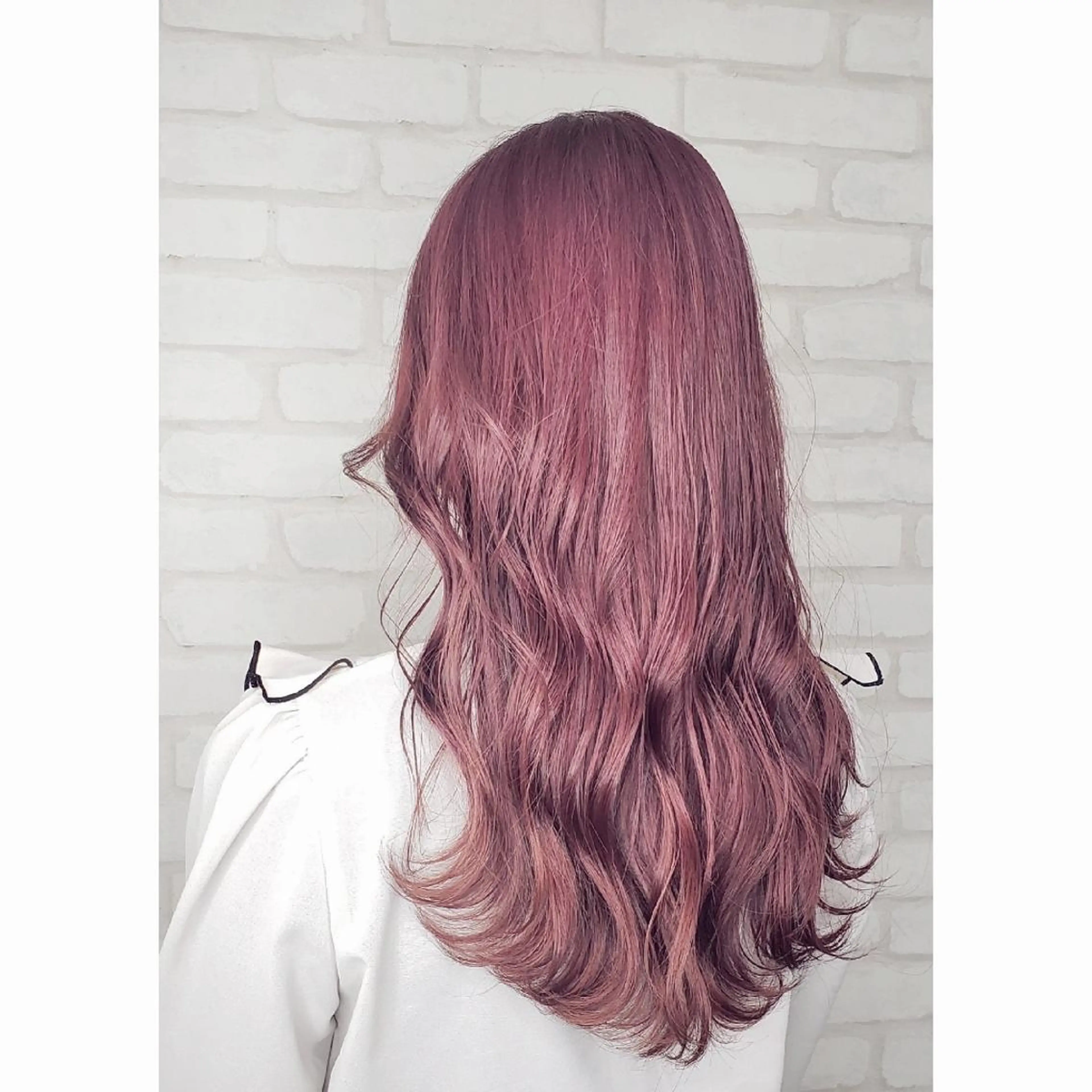 セミロング カラー ヘアアレンジ ブリーチ ケアブリーチ ラベンダーカラー ピンクカラー ピンクラベンダー 髪質改善サロン🍃 AIRI のヘアスタイル
