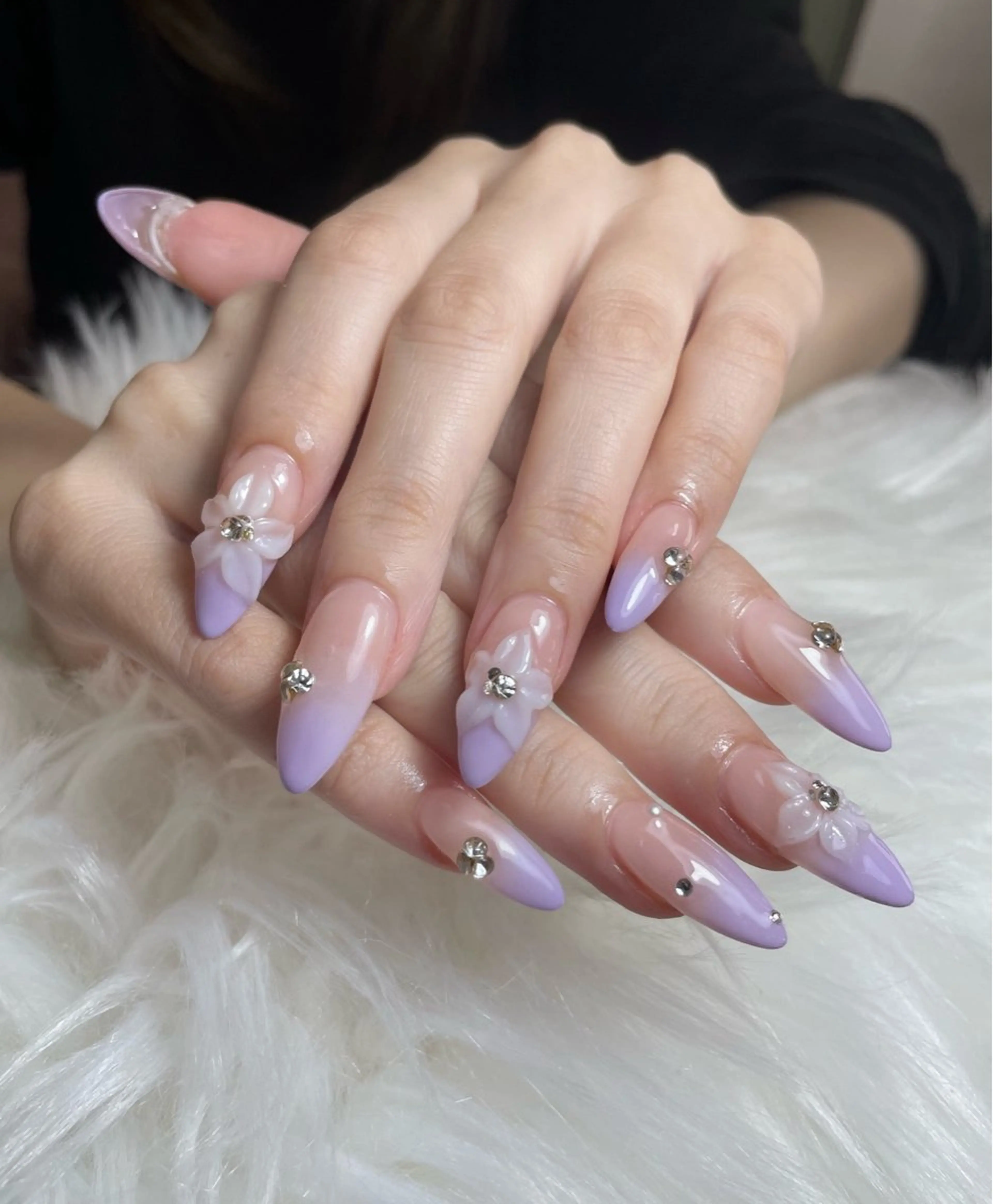 ネイル アートネイル オーロラネイル チークネイル 長さ出し フットネイル ハンドネイル Chan nailsのネイルデザイン