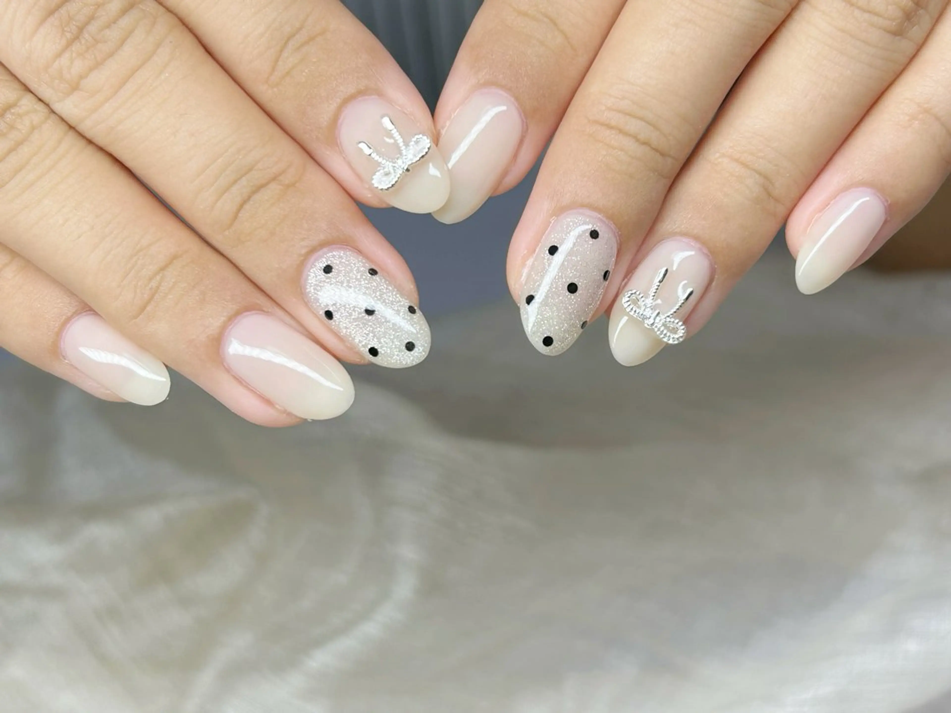 ネイル アートネイル チークネイル 成人式 入学式 長さ出し ハンドネイル Lino Nailのネイルデザイン