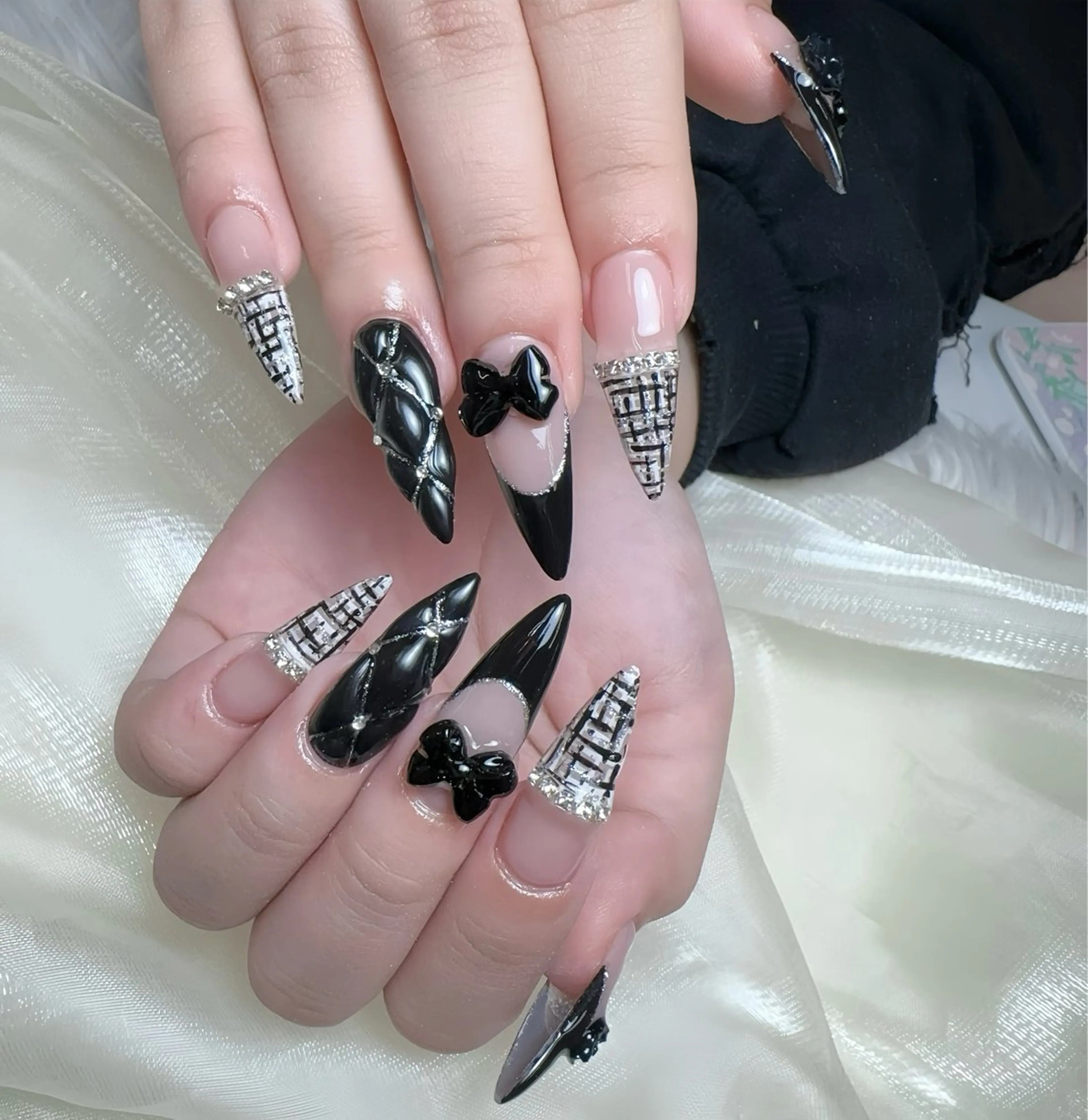 ネイル ハンドネイル ༺༒T&K nail ༒༻のネイルデザイン