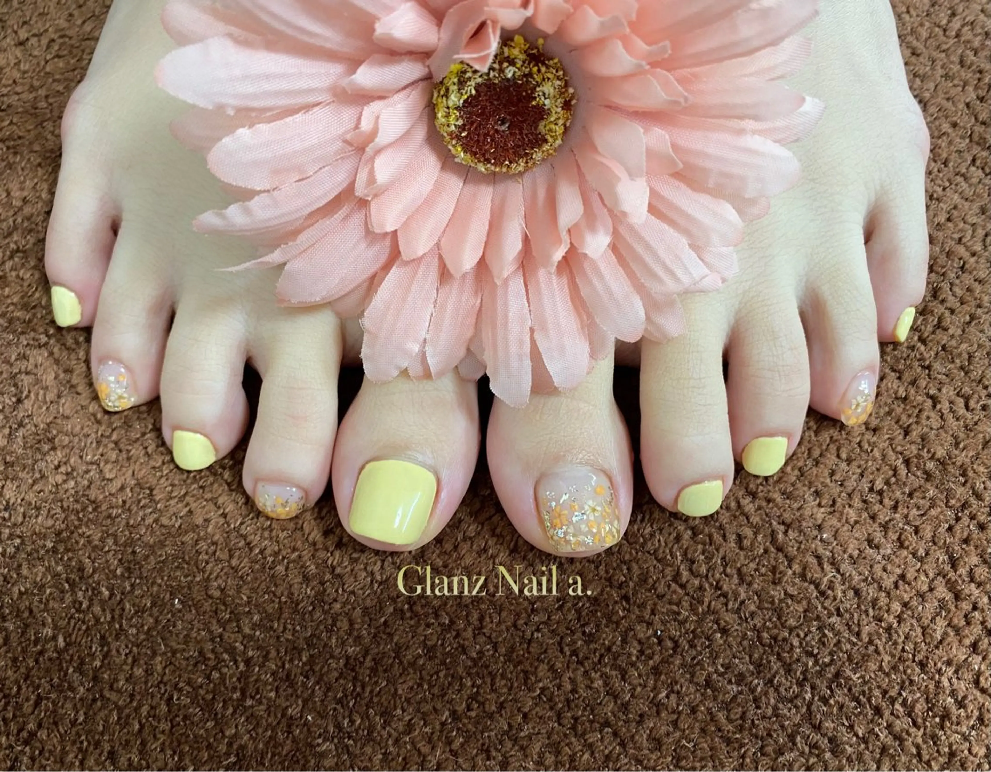 ネイル フットネイル Glanz  Nail aのネイルデザイン