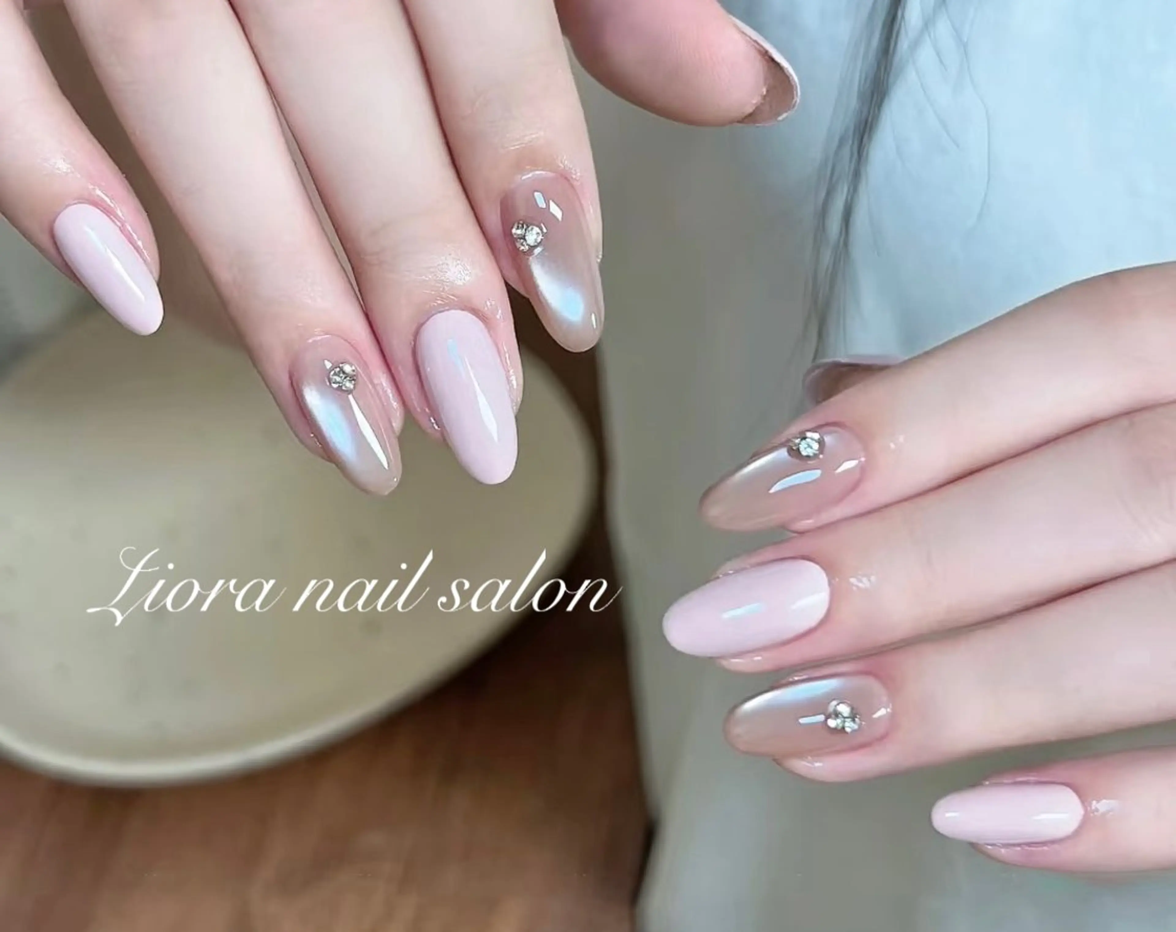 ネイル フレンチネイル ジェルネイル ガーリー グラデーション キラキラネイル ハンドネイル Liora ネイルサロン所属・Liora nail salonのネイルデザイン
