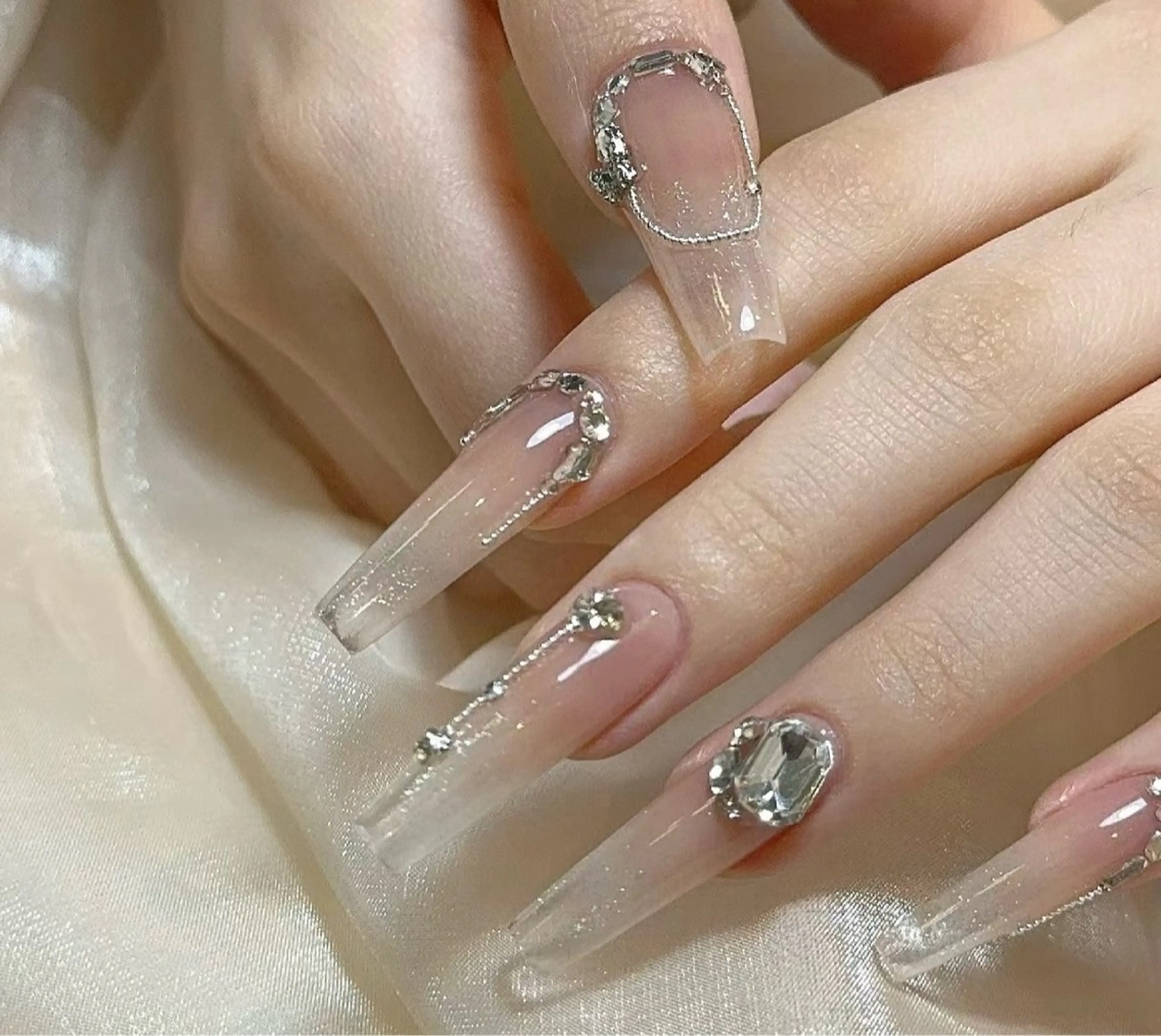 ネイル ハンドネイル Aura Nail 長さだし/パラジェルのネイルデザイン