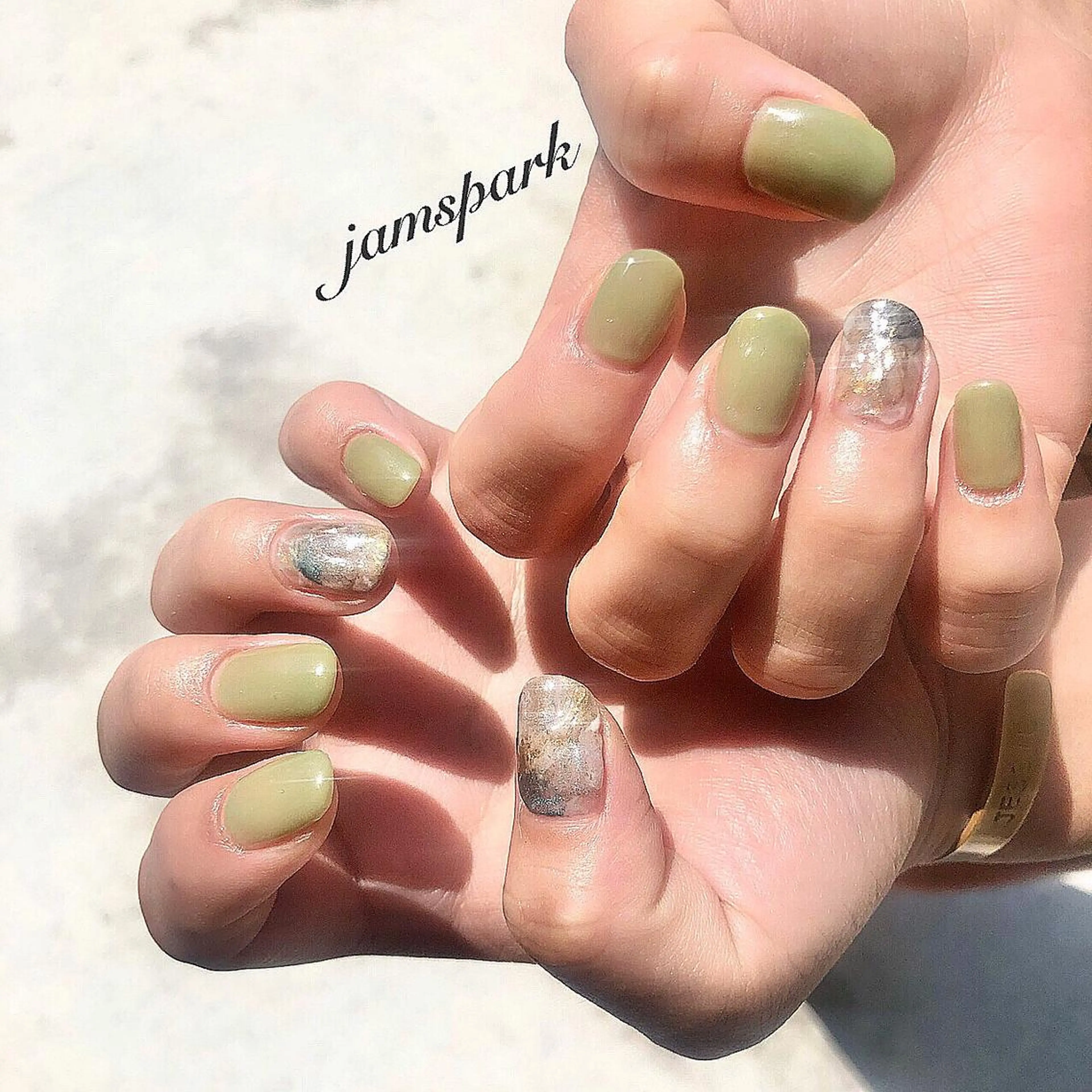 ネイル ニュアンスネイル ピスタチオネイル ショートネイル 夏ネイル ハンドネイル jamspark ✨のネイルデザイン