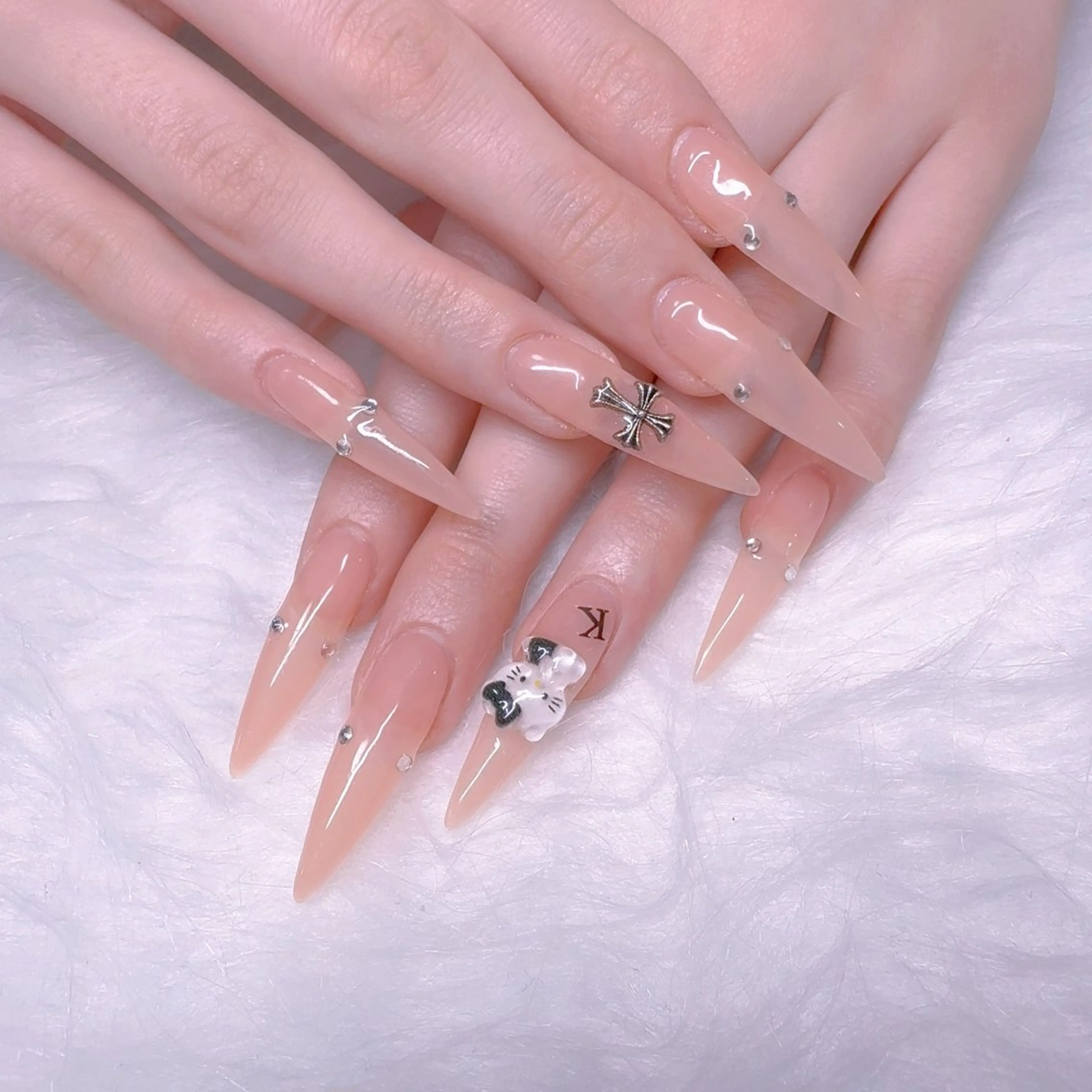 ネイル ハンドネイル minami ネイルのネイルデザイン