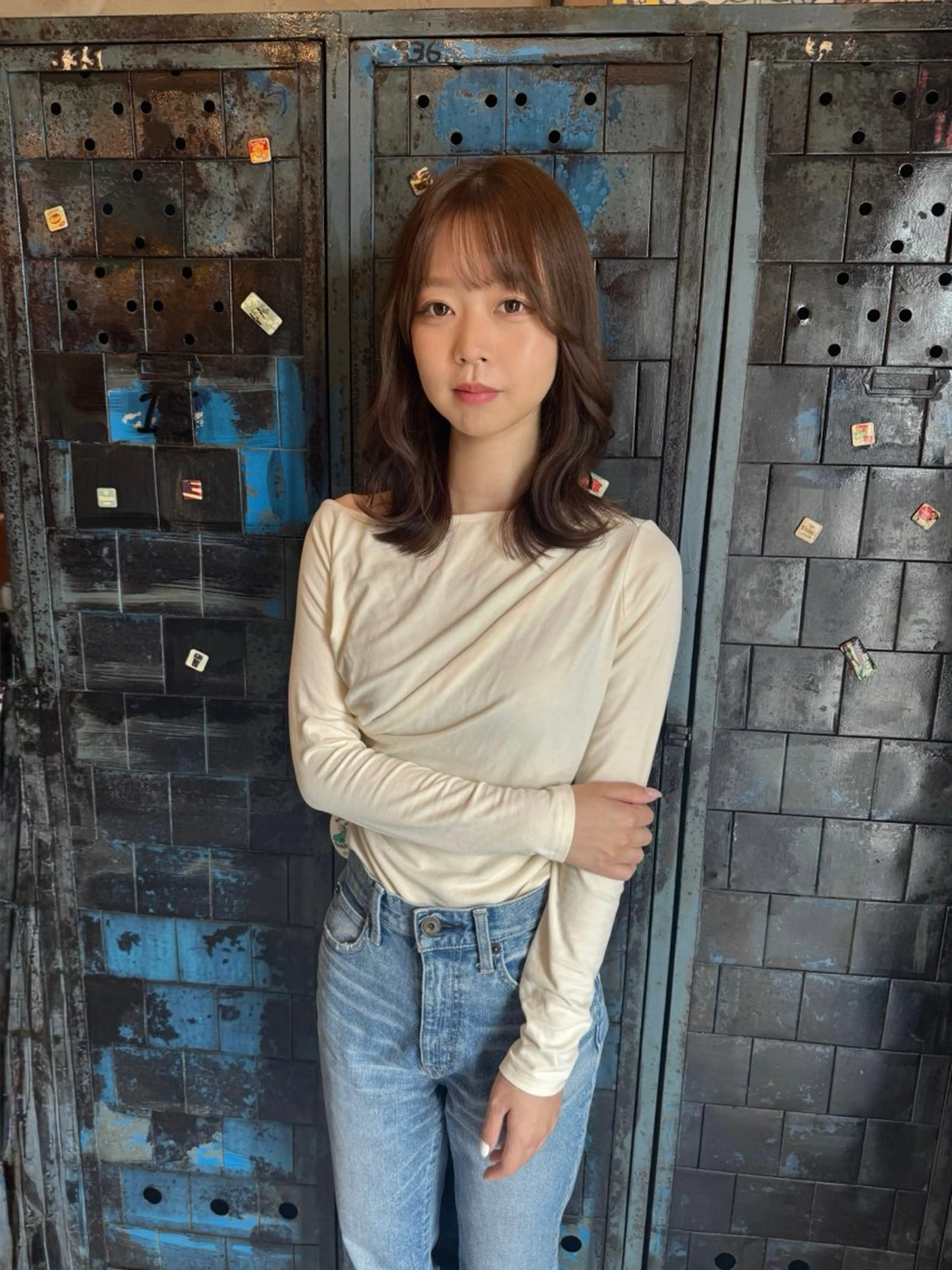 セミロング 顔まわりレイヤー レイヤーカット カット ヘアカラー トリートメント 渡邊 里彩のヘアスタイル