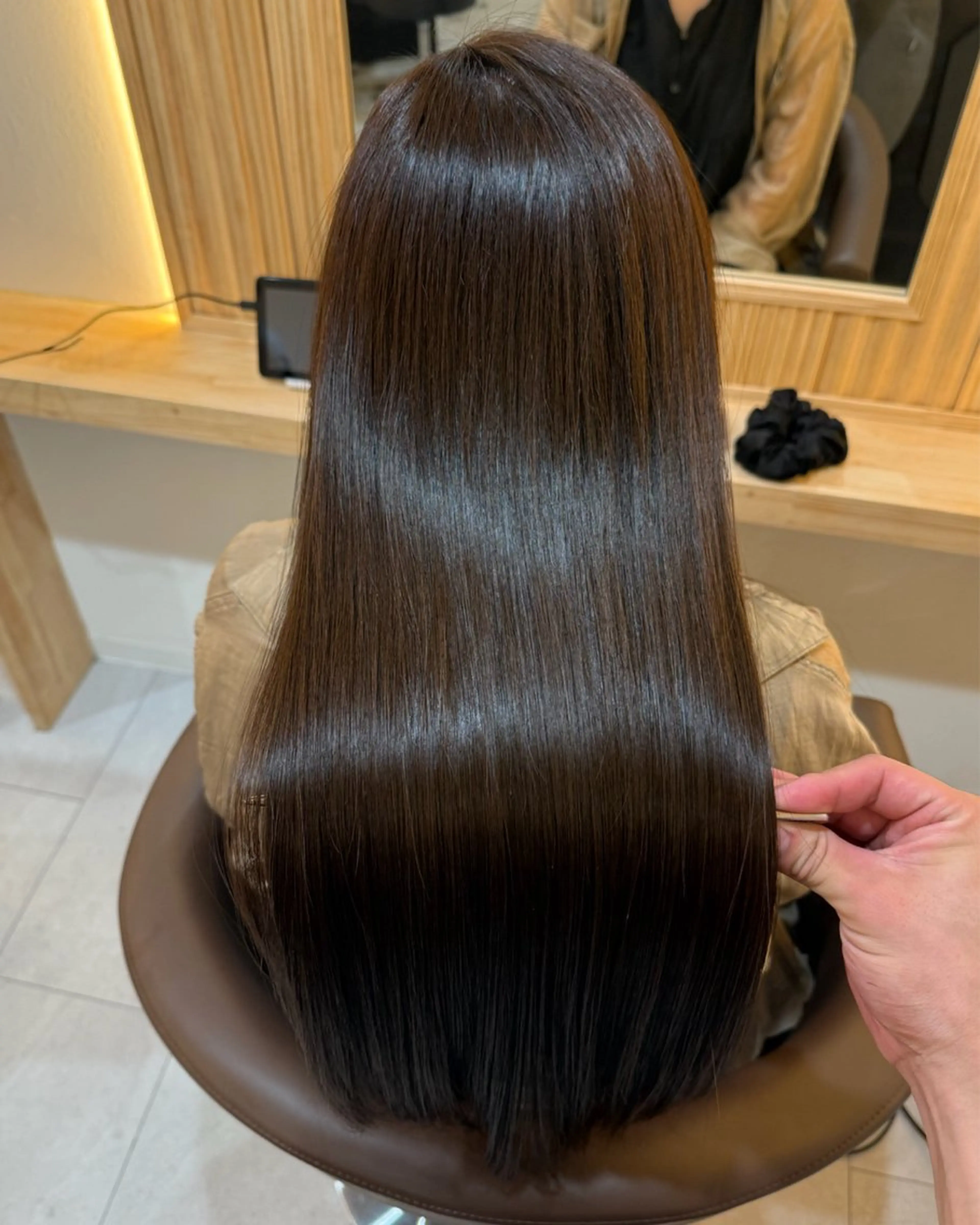 ロング 縮毛矯正 トリートメント attrait南堀江所属・乾かすだけで艶髪 松村海世のヘアスタイル