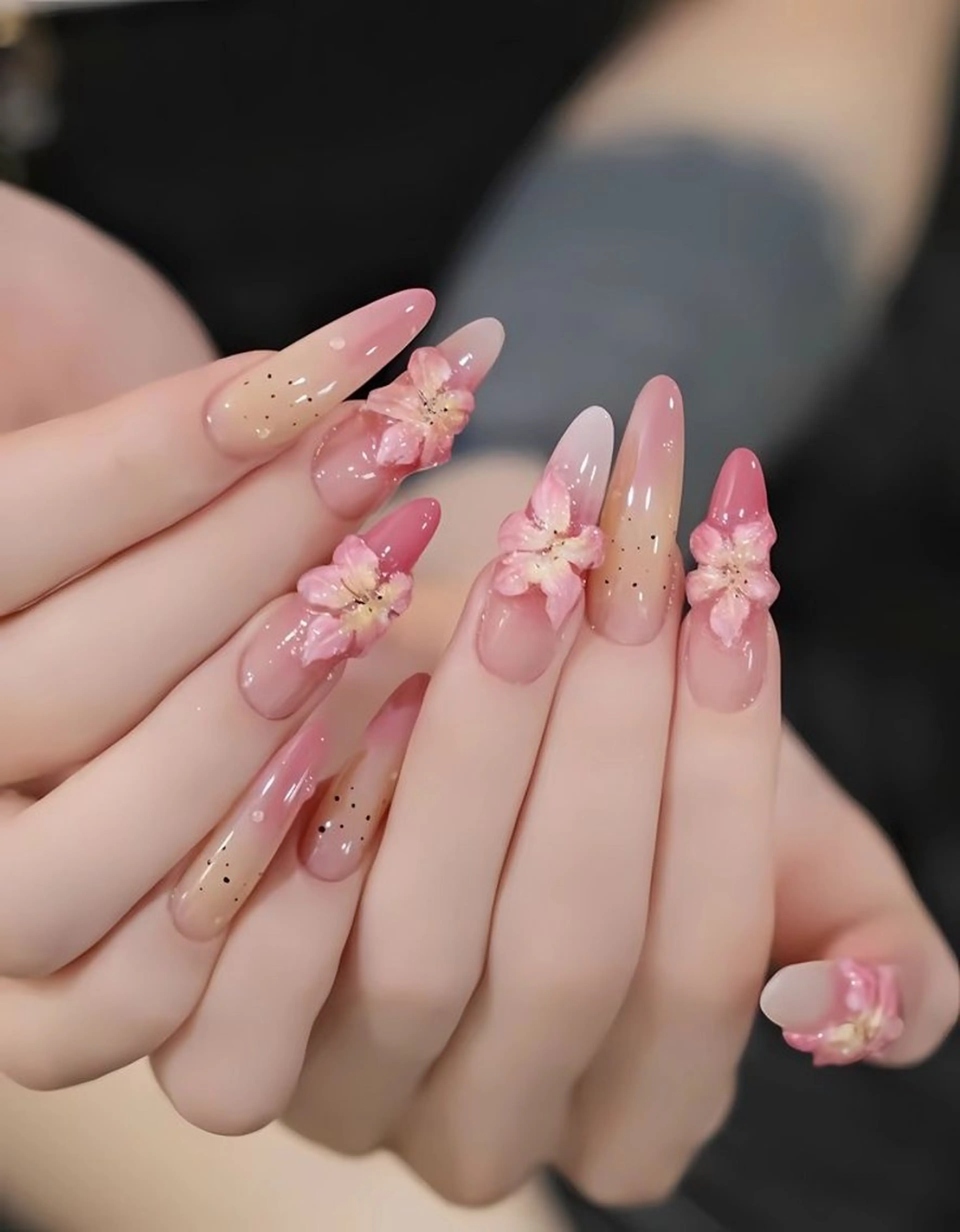 ネイル フレンチネイル グラデーション マグネットネイル ニュアンスネイル オフィスネイル ハンドネイル MINDY ミンディのネイルデザイン