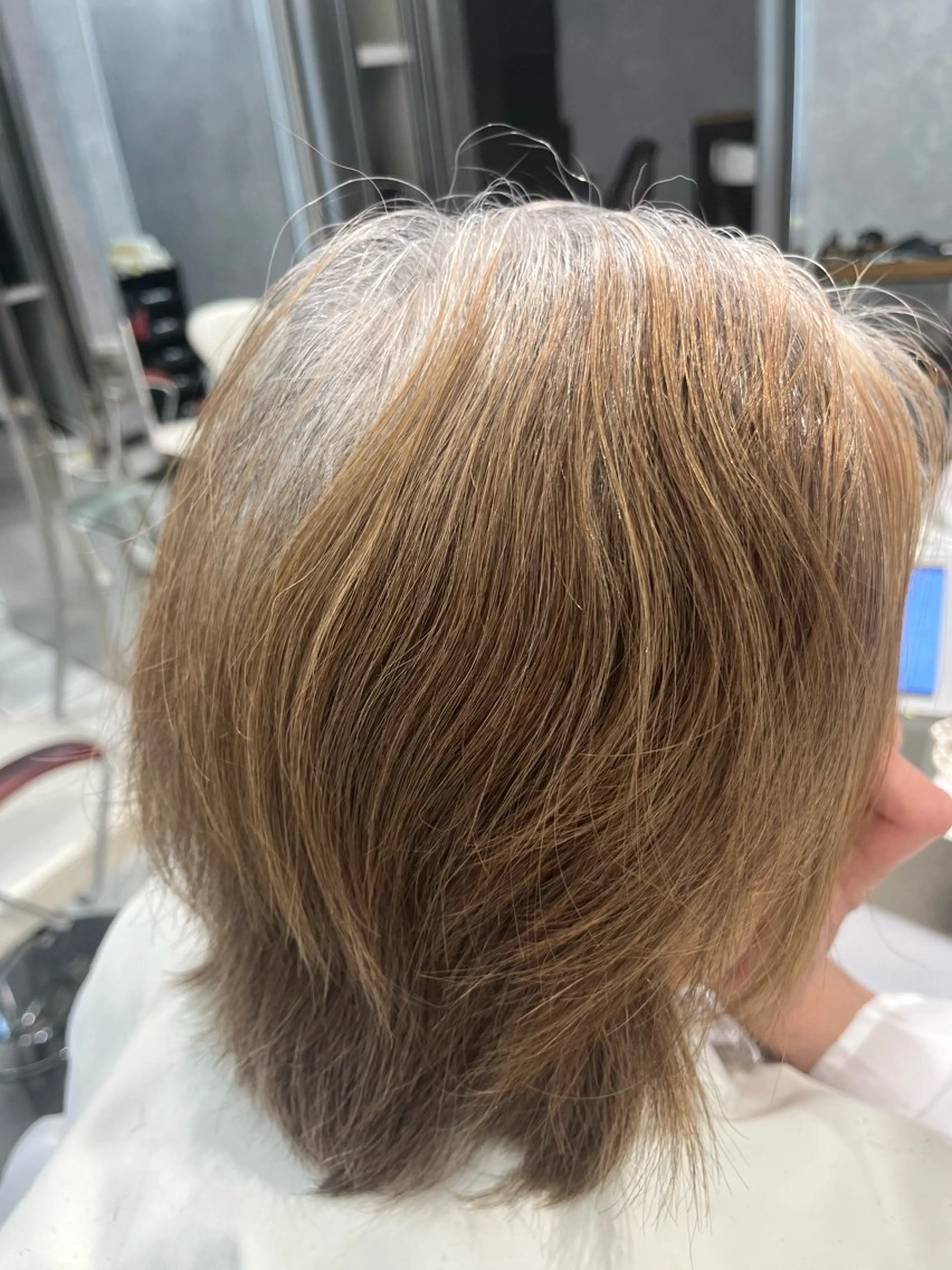 ショート ピンクブラウン ディレクター 尾内 友美のヘアスタイル
