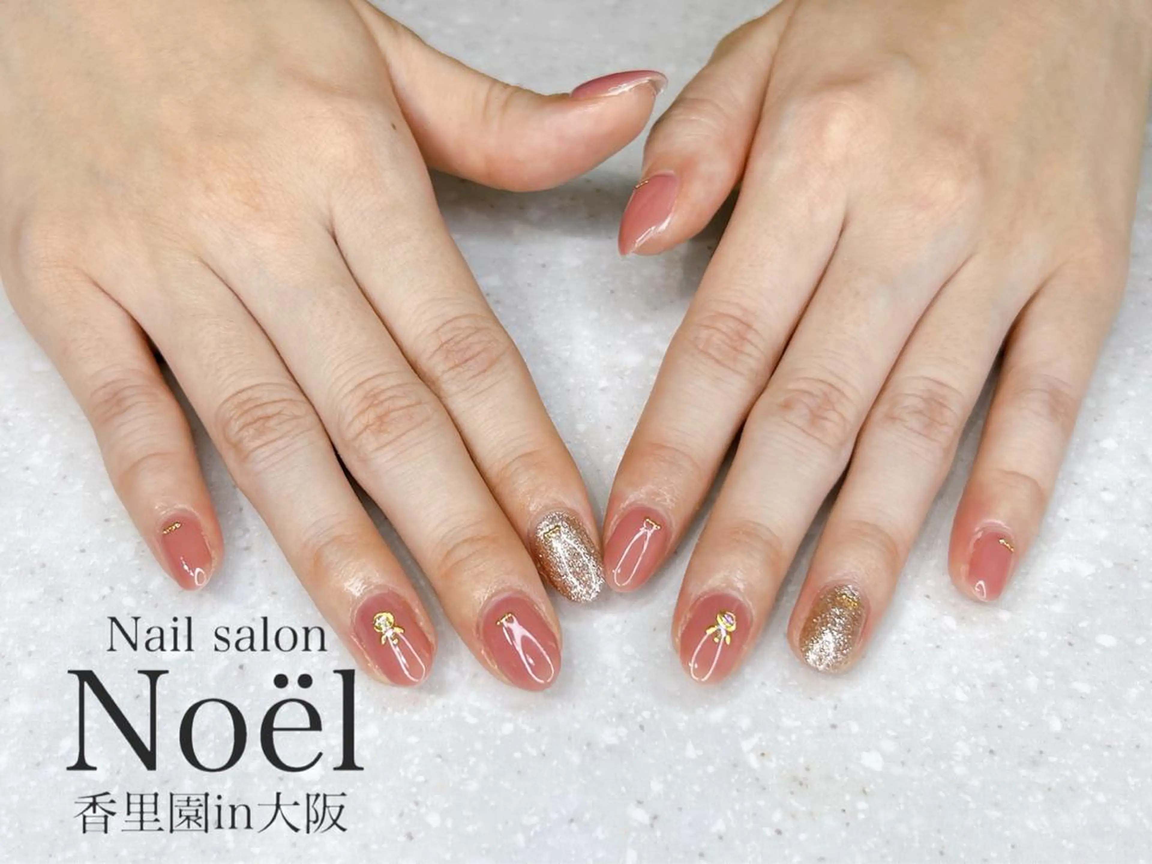 ネイル ストーンネイル ハンドネイル Nailsalon &Noel所属・もも 🍑のネイルデザイン