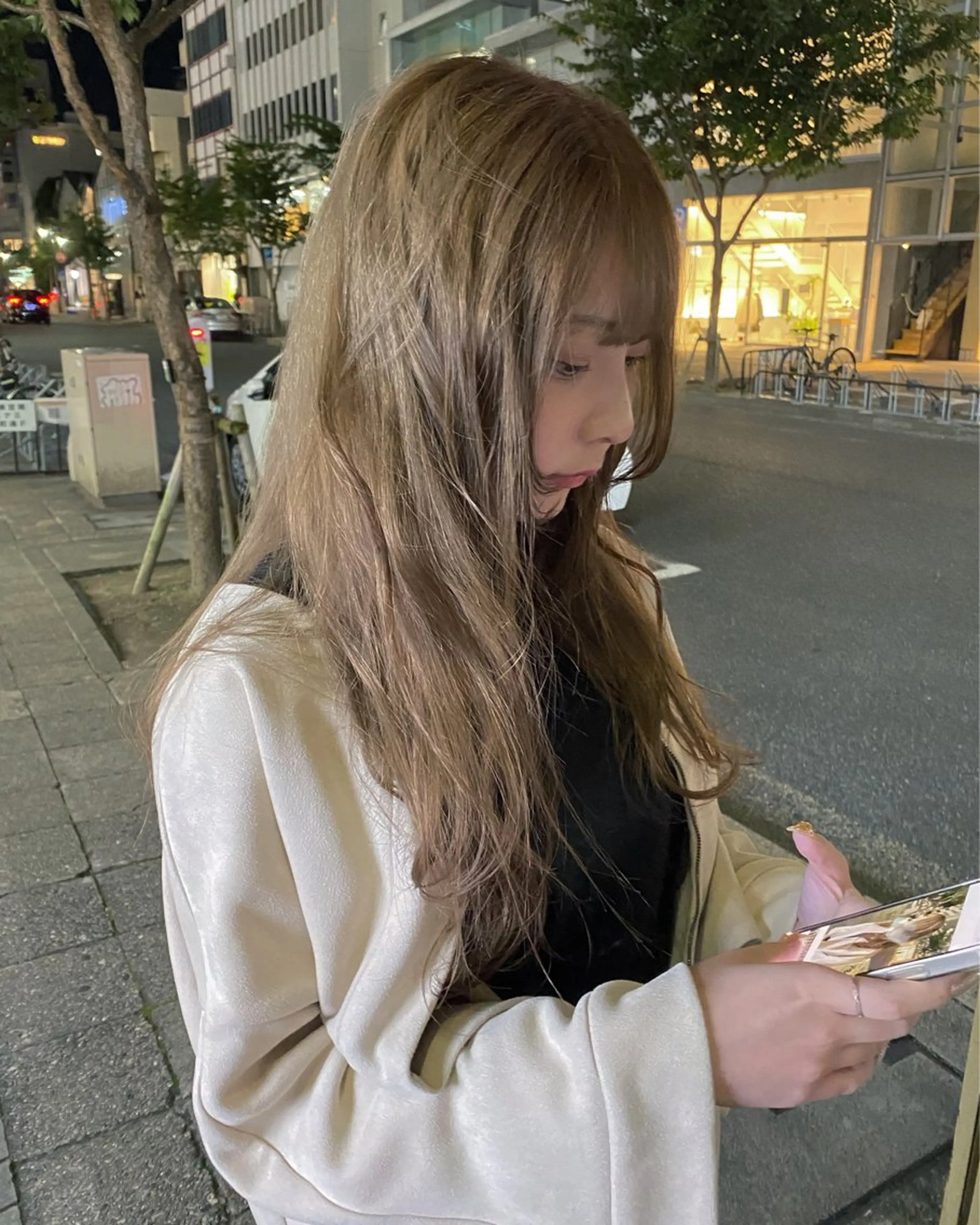 ロング ヘアカラー sea's所属・ヒラカホ/矢場町/ ブリーチ/似合わせのヘアスタイル