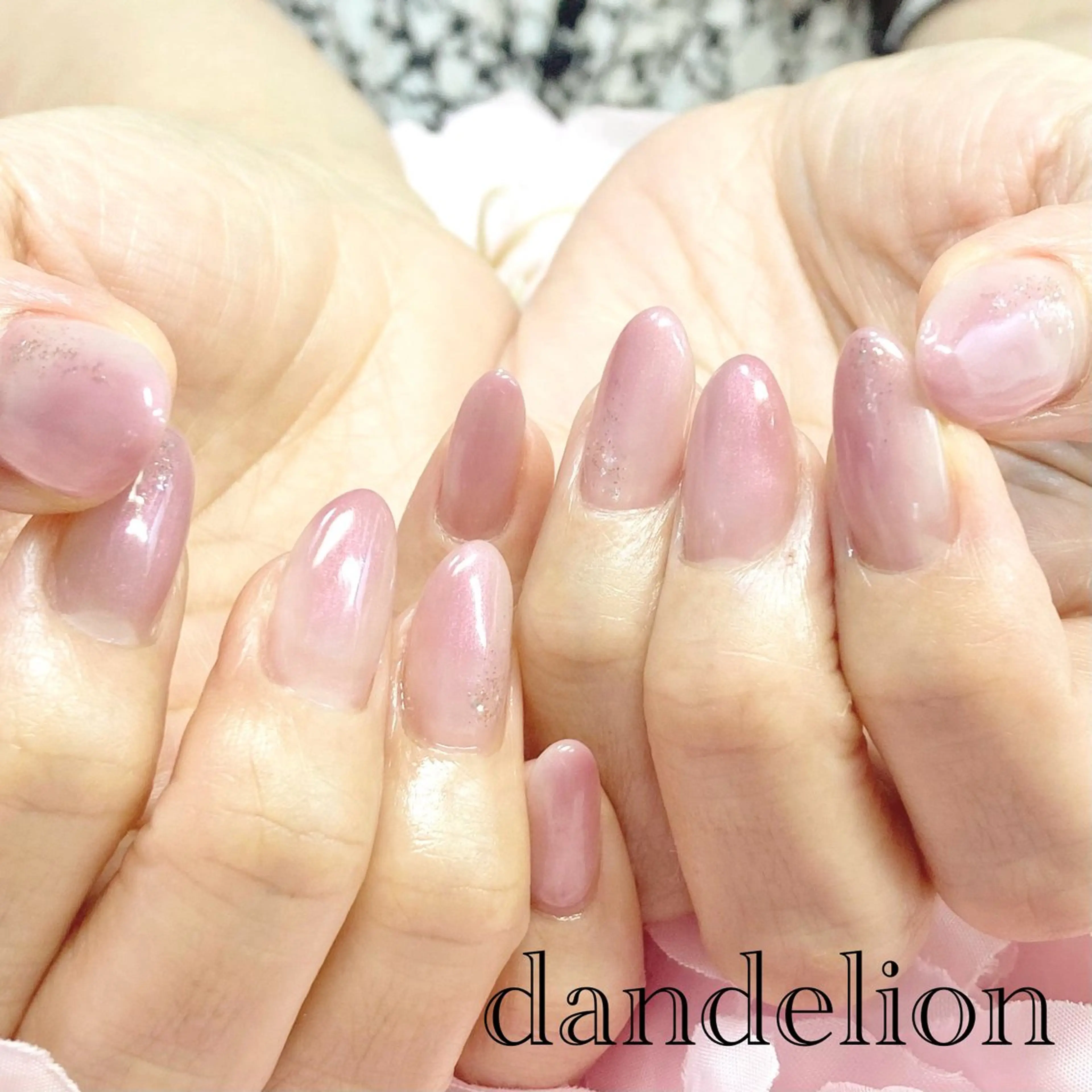 ネイル ハンドネイル ハンドケア dandelion ダンデライオンのネイルデザイン