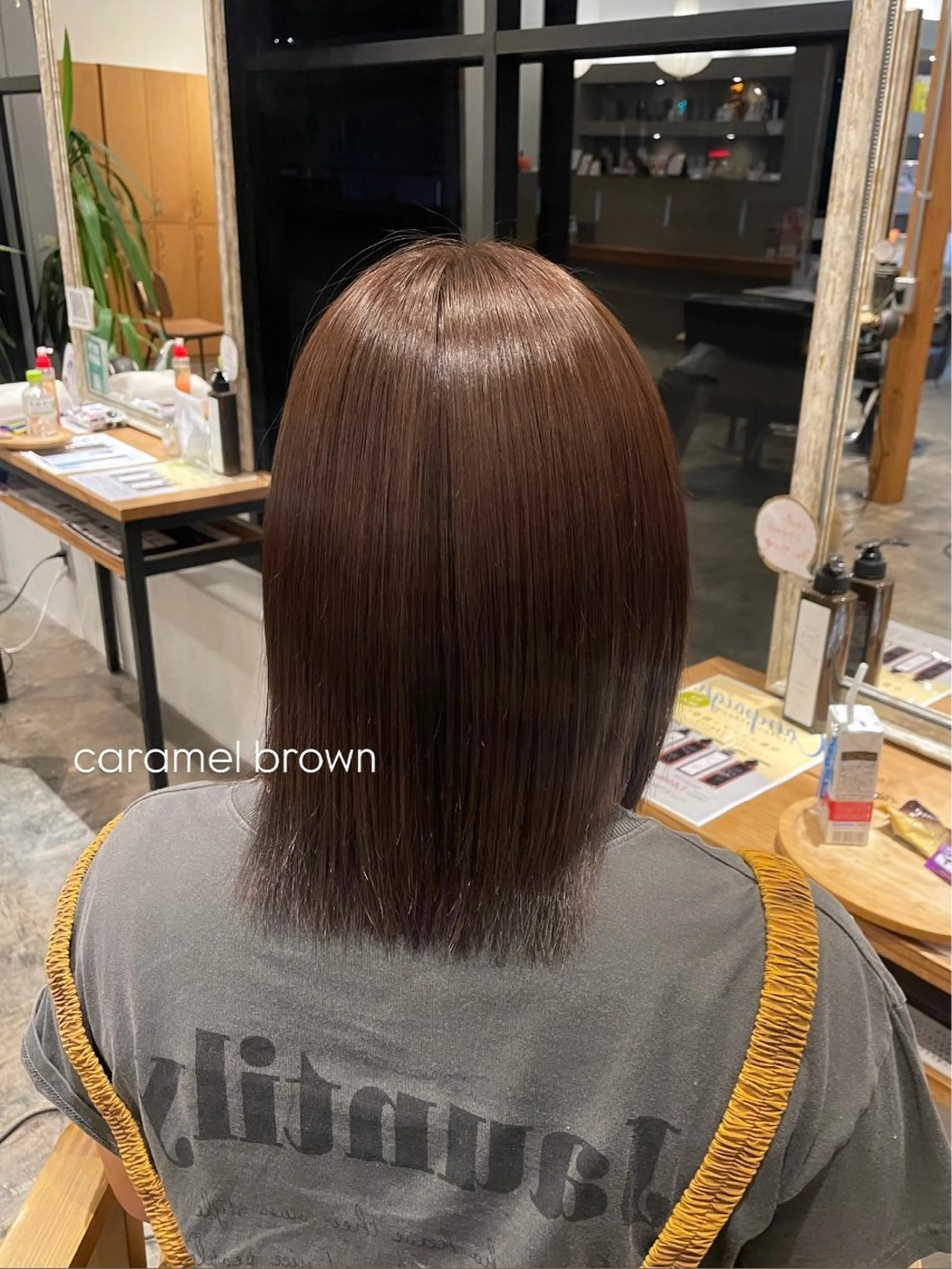 ミディアム カラー 透明感カラー ヘアカラー ⋆*ブリーチカラ ー/愛佳.⋆𝜗𝜚のヘアスタイル