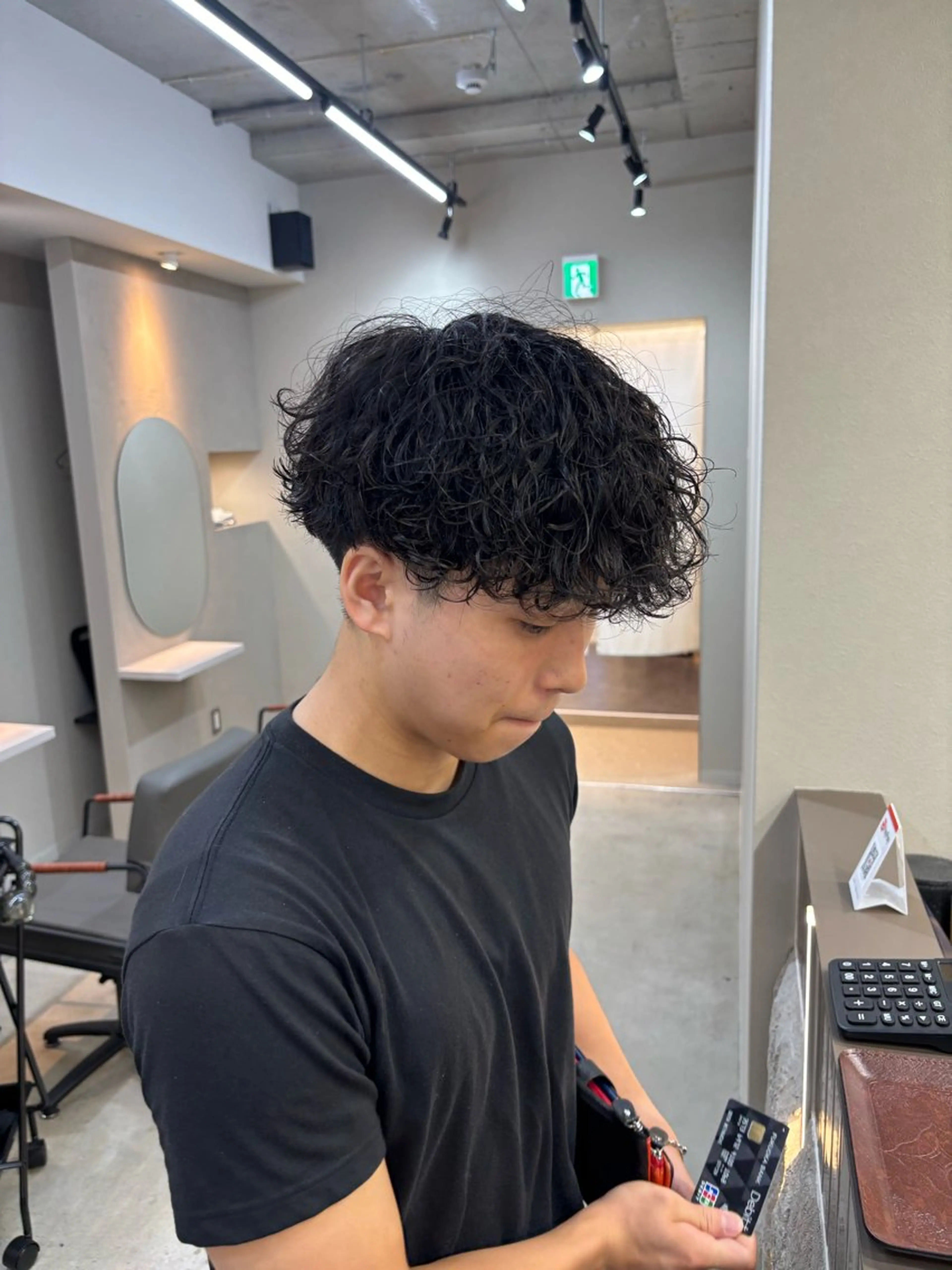 パーマ メンズ 渡 汐音のヘアスタイル