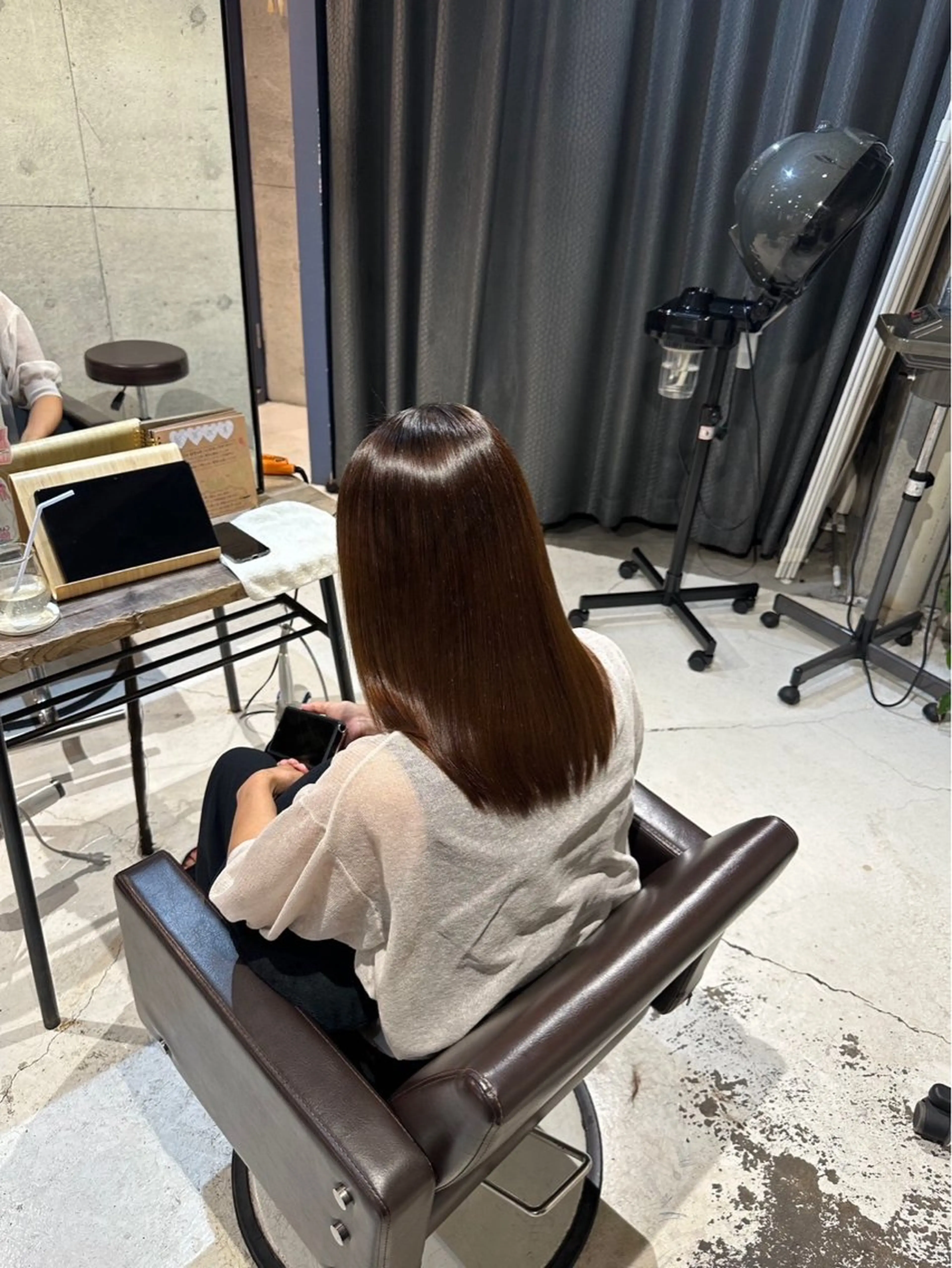 セミロング カット 縮毛矯正 AInoa Hanare所属・【髪質改善】市原 詩織のヘアスタイル