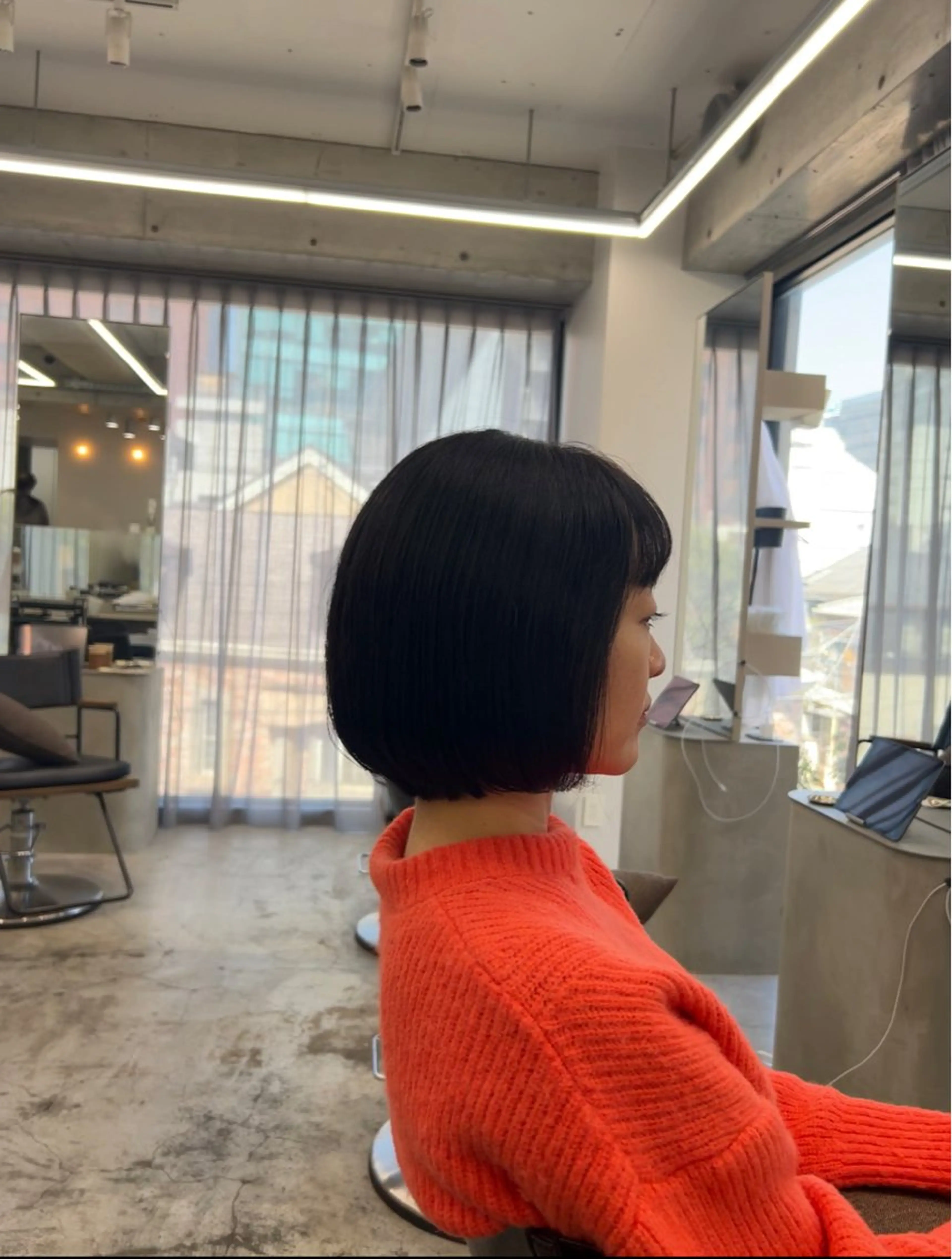 ショート ボブ 似合わせカット ショートヘア ぷつっとボブ/ ニシトモユキのヘアスタイル