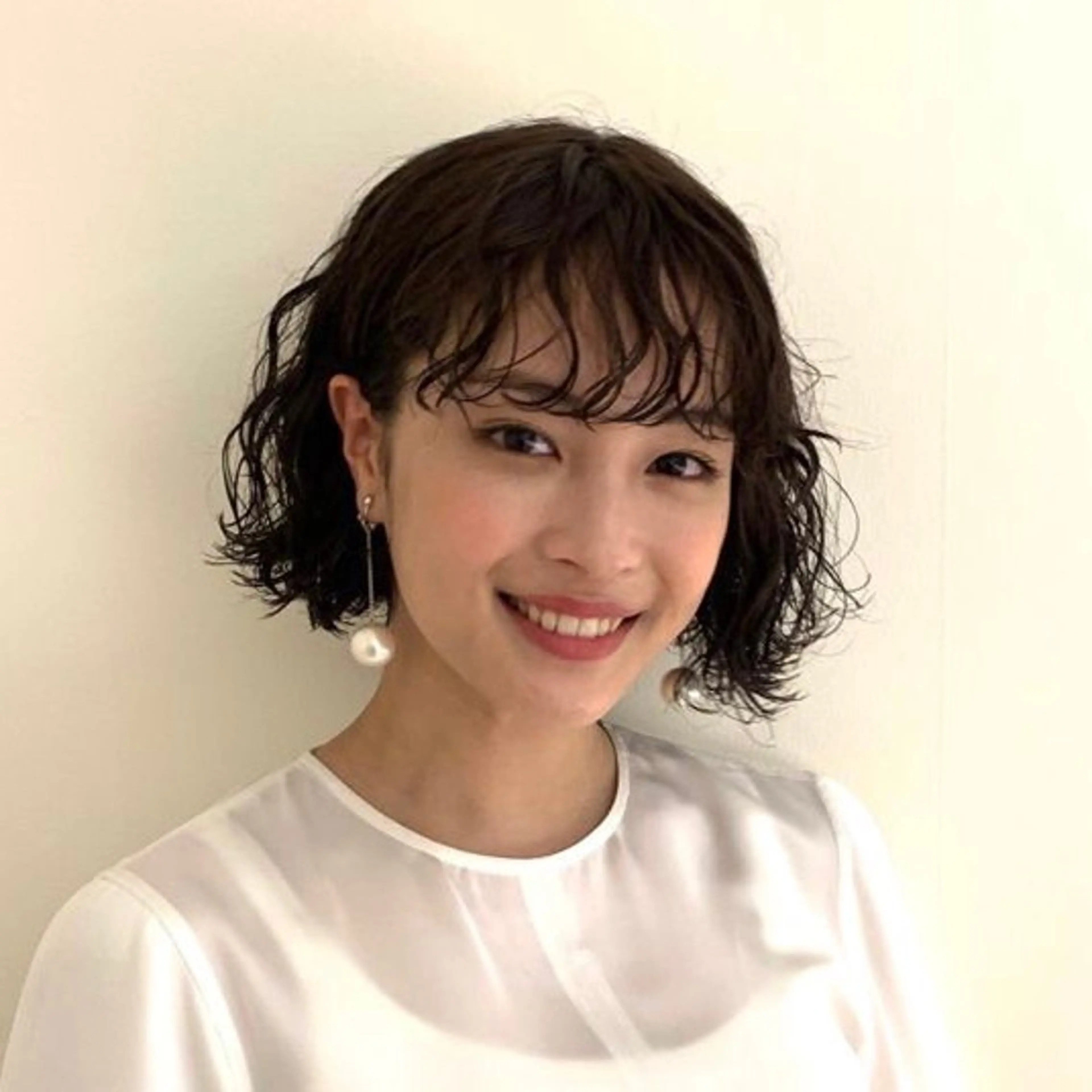 ミディアム パーマ 垢抜けヘア 韓国ヘア銀座近下菜央のヘアスタイル