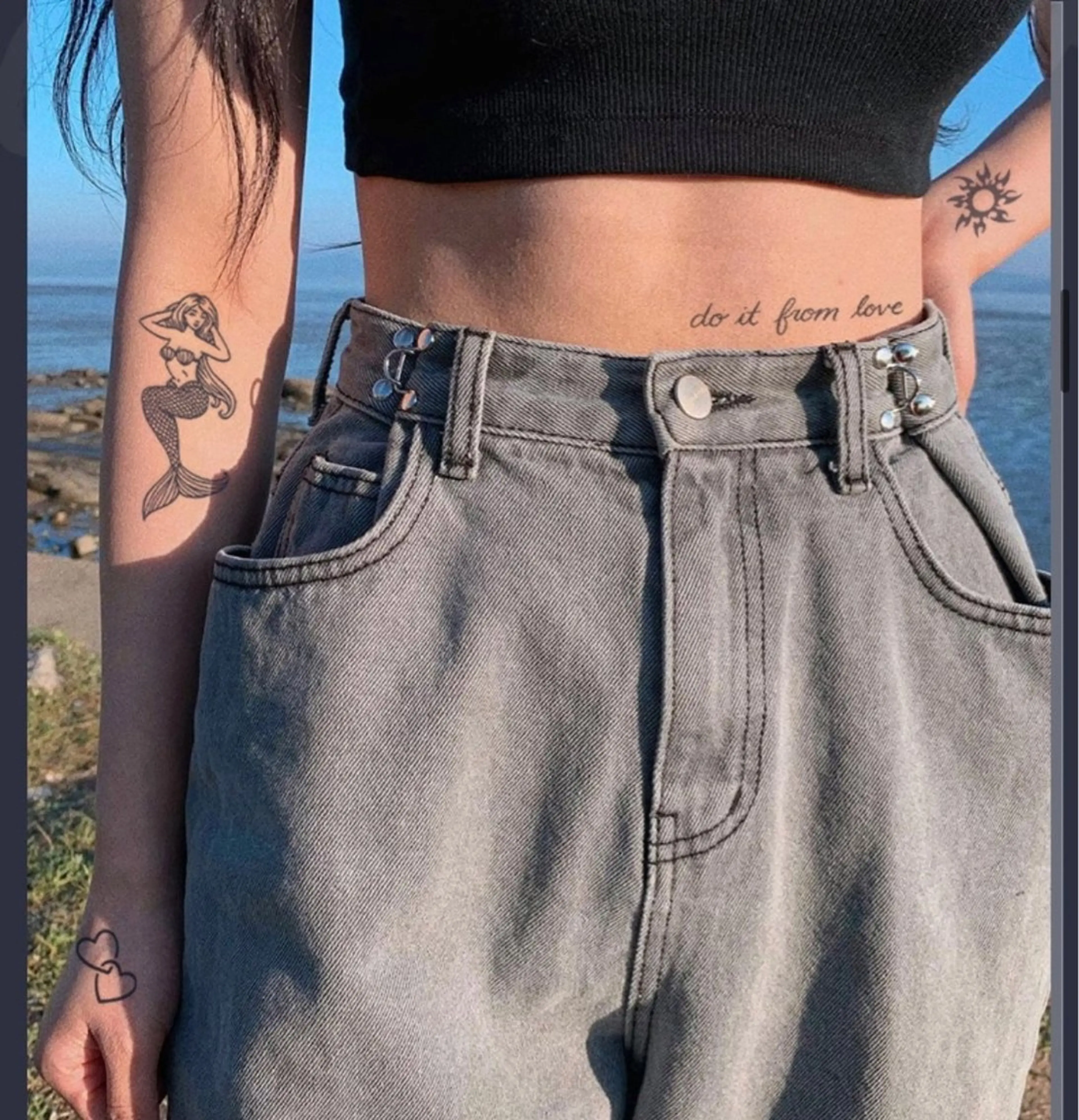 see love gritterのネイルデザイン