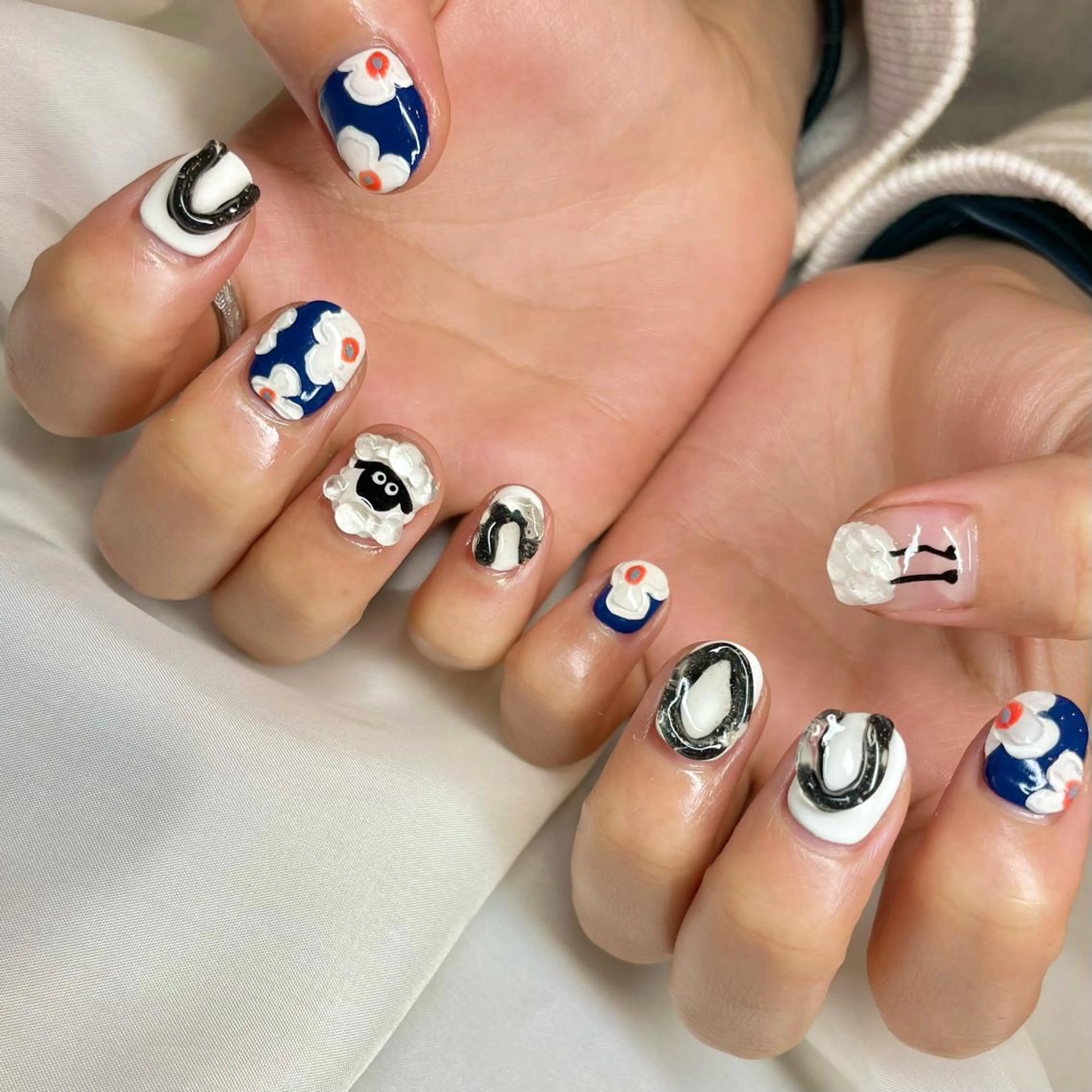 ショート カラー パーマ ヘアアレンジ メンズ キッズ ネイル マツエク・マツパ アイブロウ ホワイト nail&eye Aoのマツエク・マツパデザイン