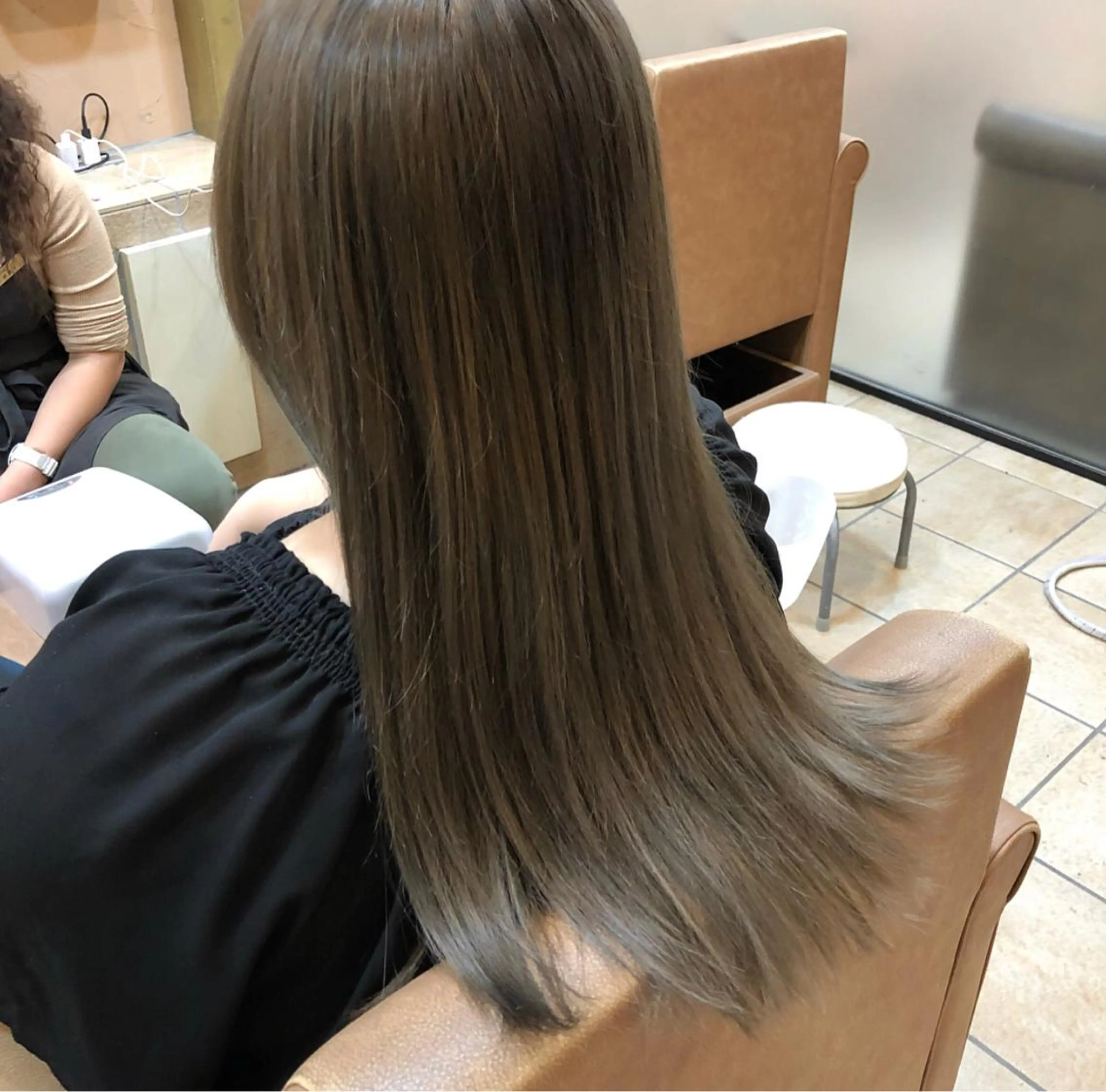 ロング カラー アディクシーカラー ブリーチ MODE K's松原 YUMIのヘアスタイル