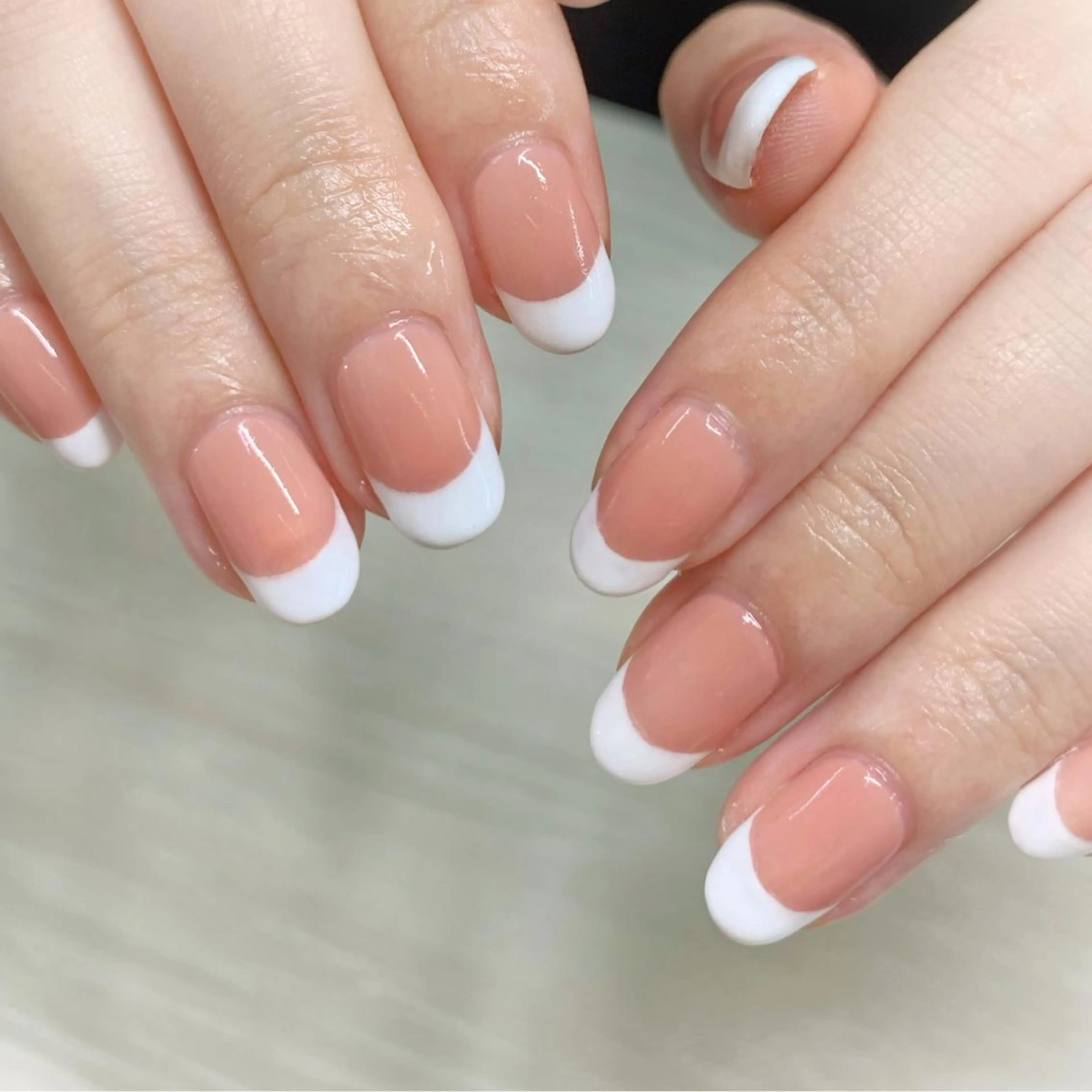 ネイル フレンチネイル glossnail MIKIのネイルデザイン