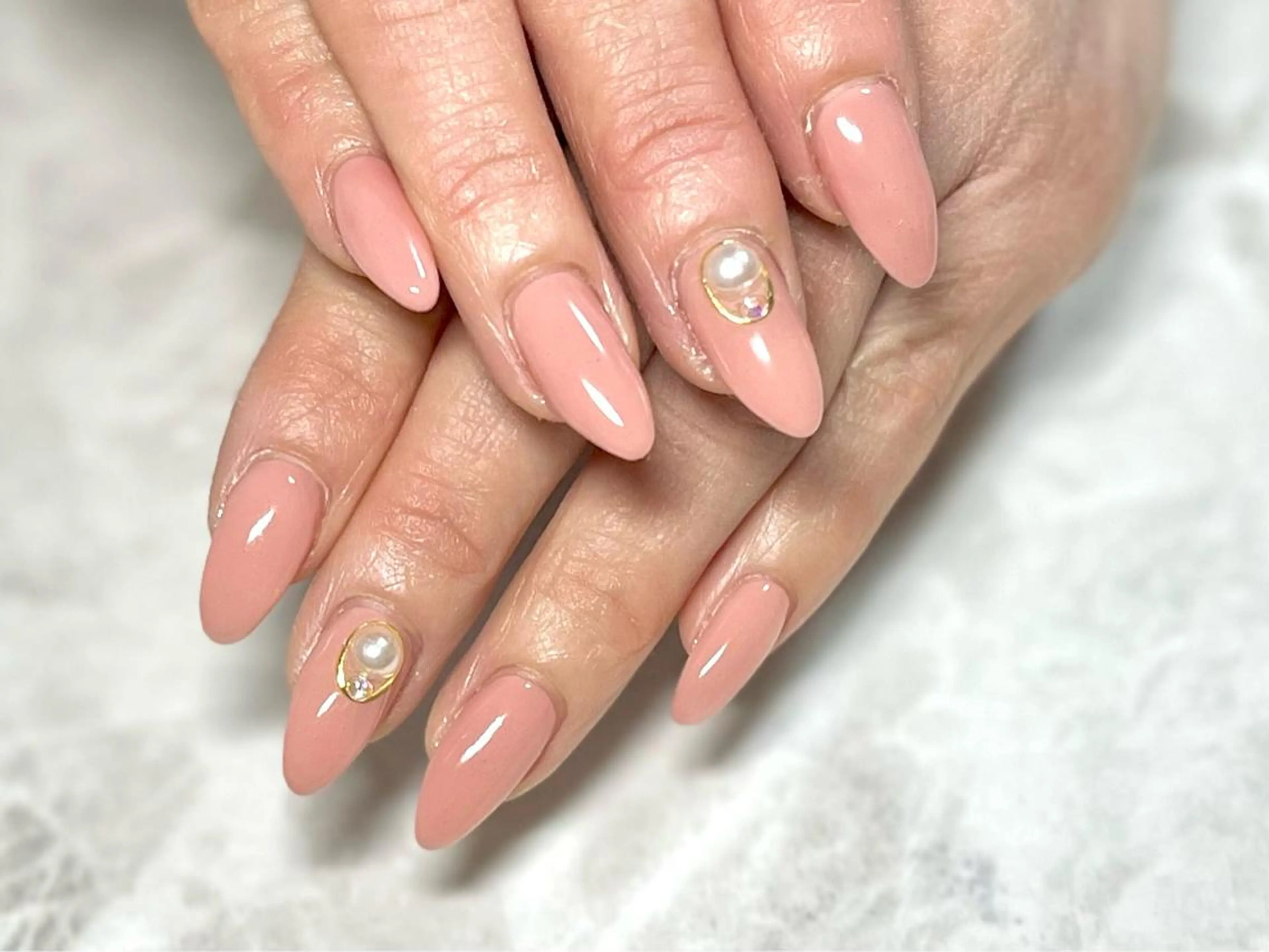 ネイル フットネイル ニュアンスネイル ピンク ピンクベージュ シンプルネイル ハンドネイル ネイル フフラ所属・nail fufla ♡yamane♡のネイルデザイン