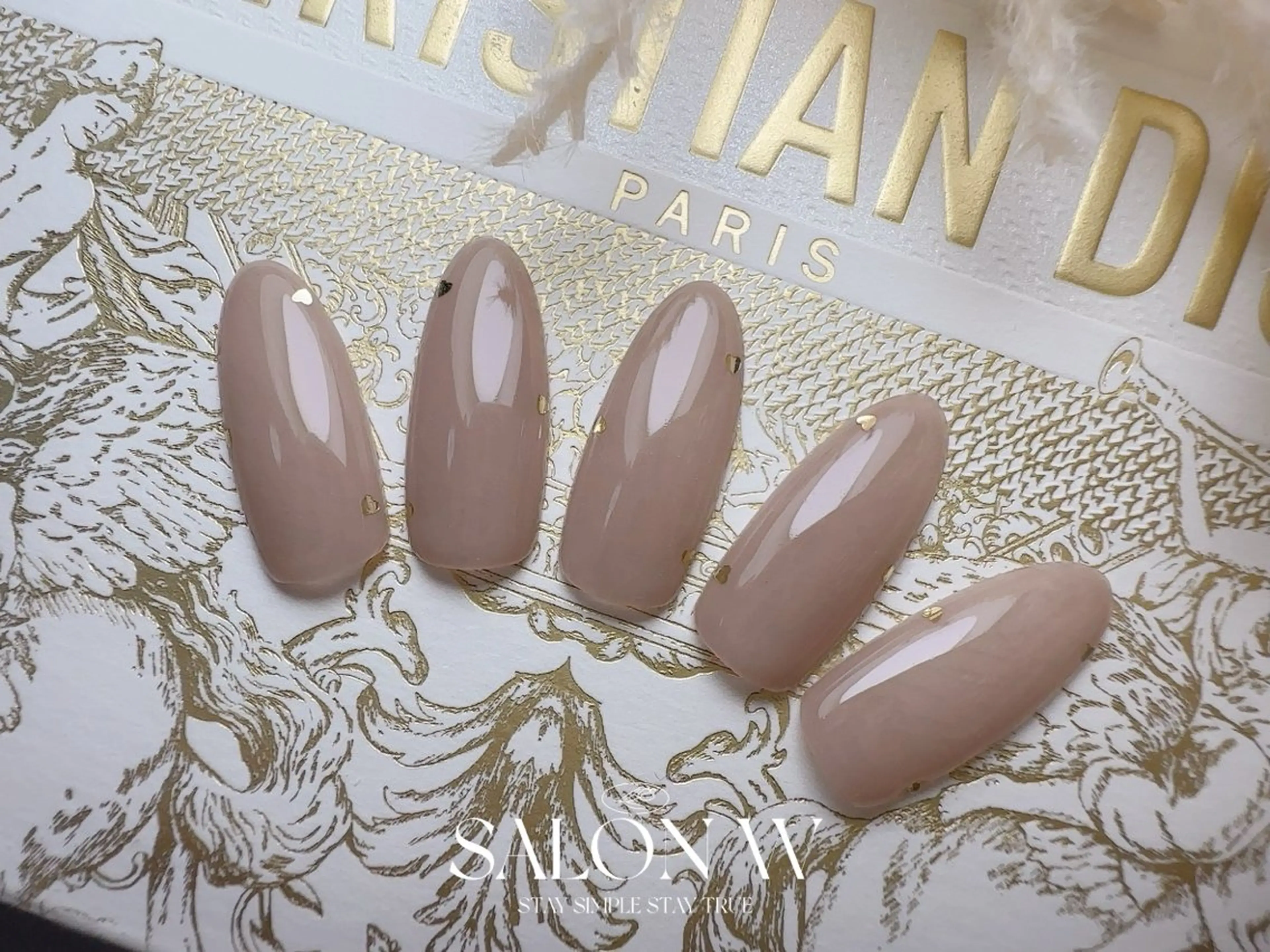 ネイル ワンカラーネイル シンプルネイル ハンドネイル SALON W✨ momoのネイルデザイン