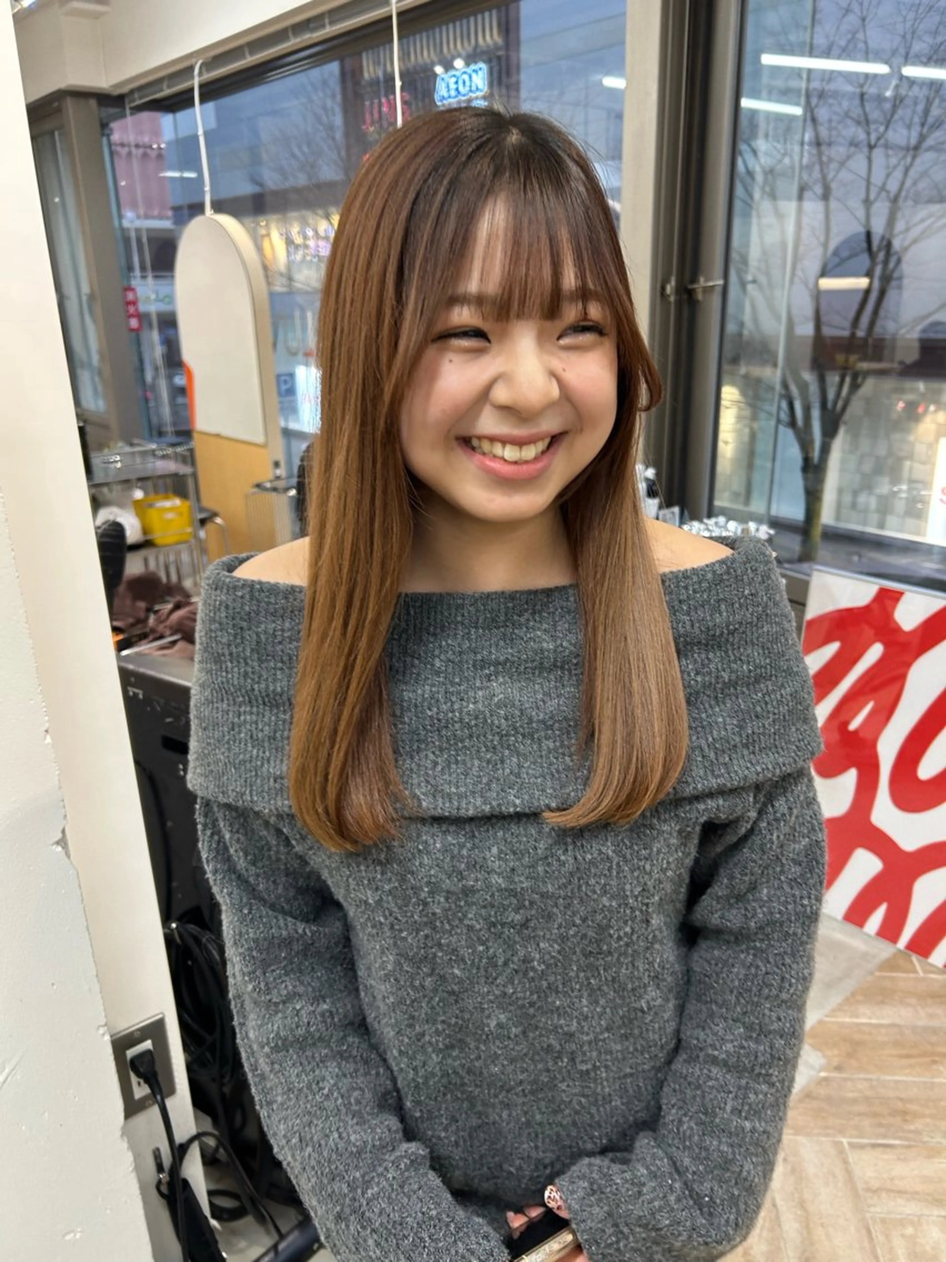 ロング カットモデル募集/ 万代/関谷　朋実のヘアスタイル