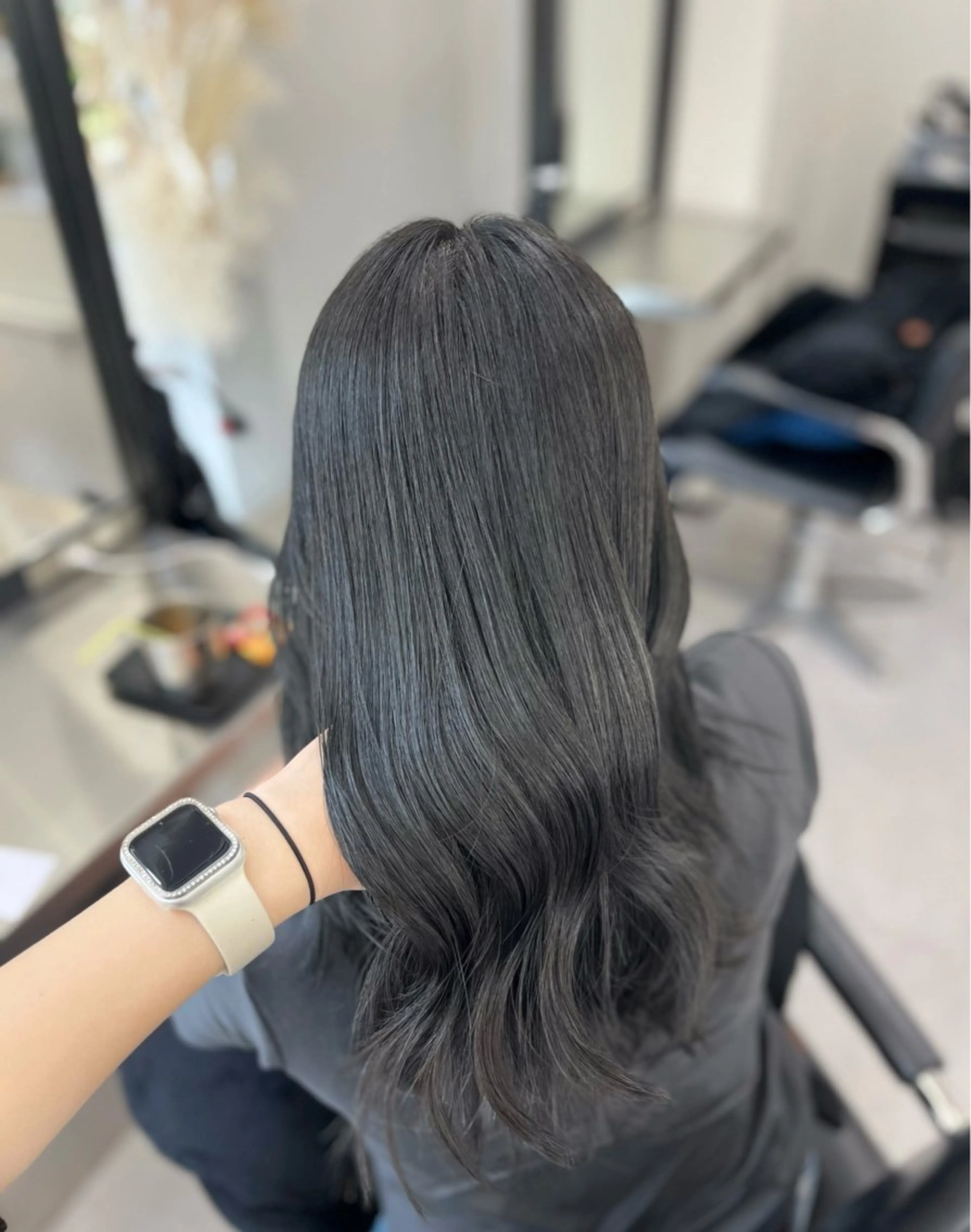 ロング カット ヘアカラー Itsuki/心斎橋 髪質改善/暗髪カラーのヘアスタイル