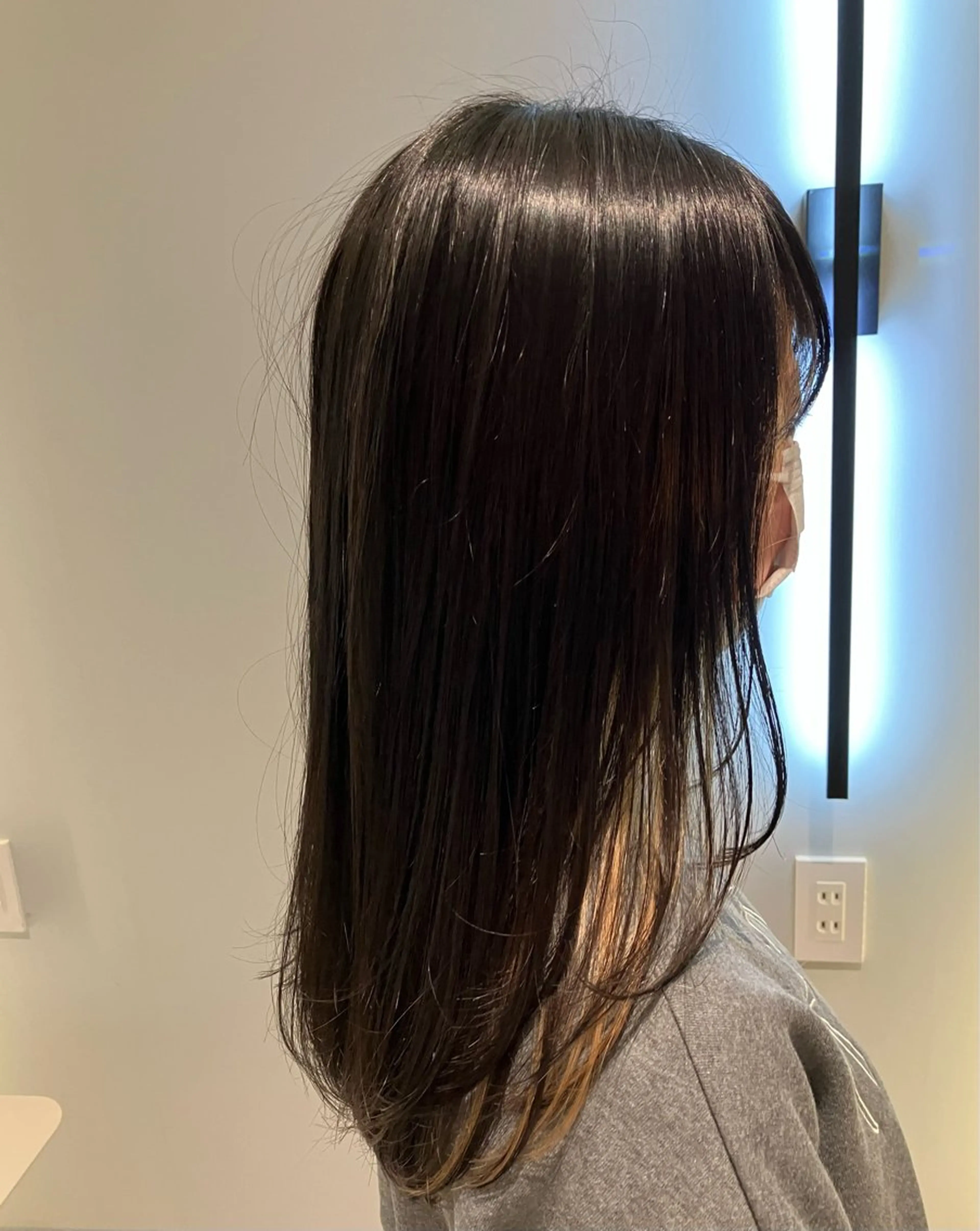 ロング 顔周りカット レイヤーカット OCHIAI KEISUKEのヘアスタイル