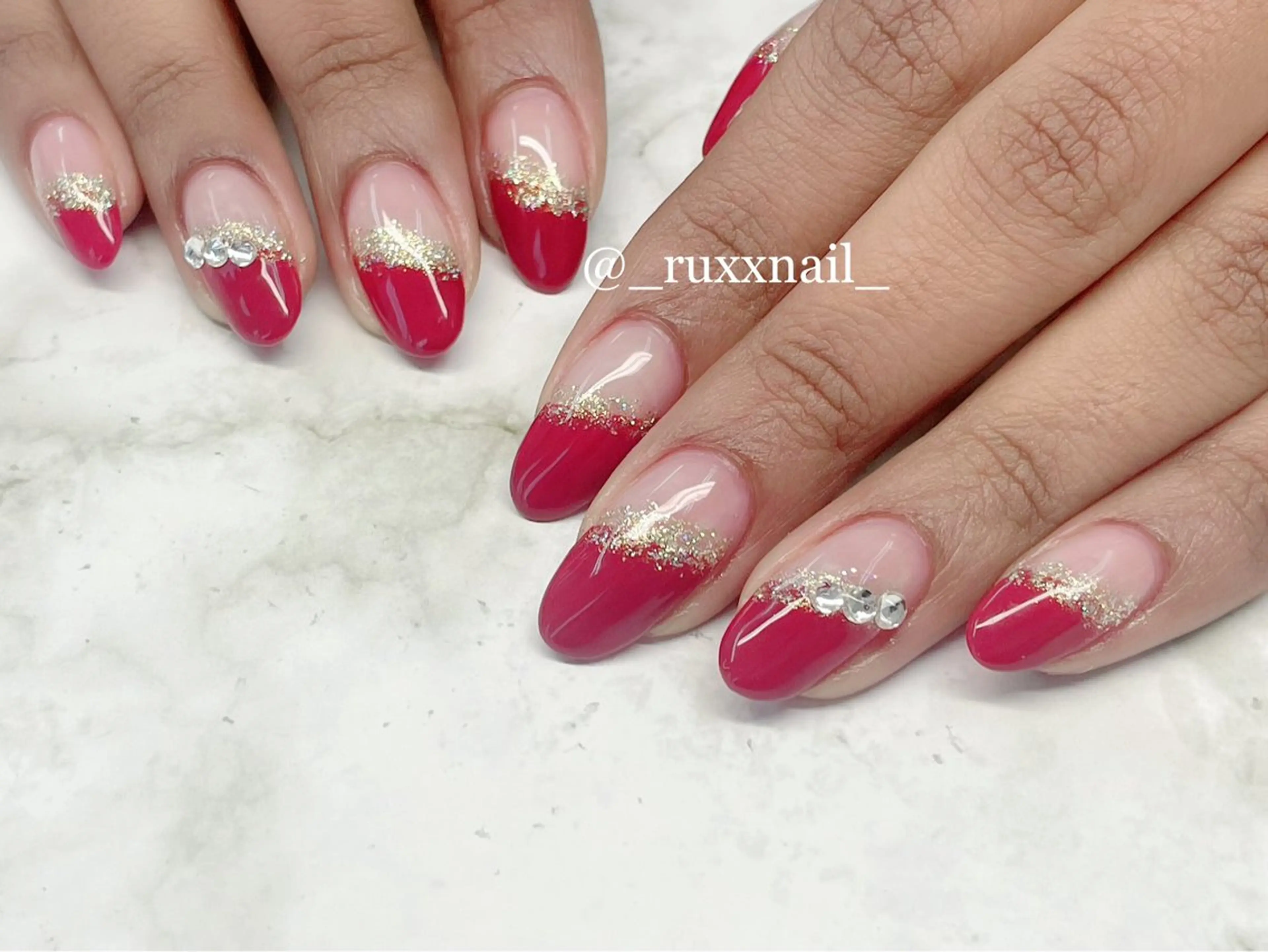 ネイル フレンチネイル 斜めフレンチ Ruxx nailのネイルデザイン