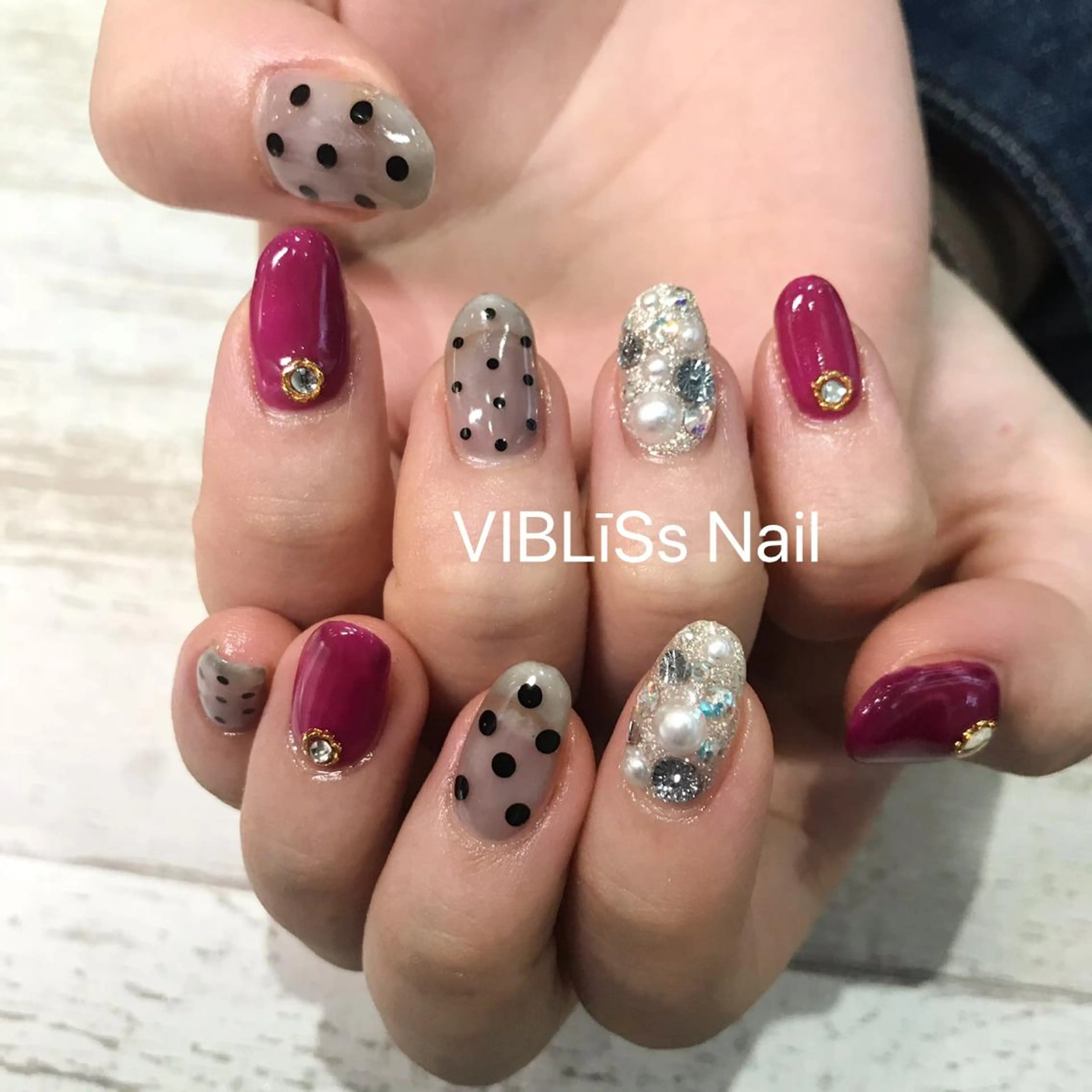 ネイル VIBLīSs nailのネイルデザイン