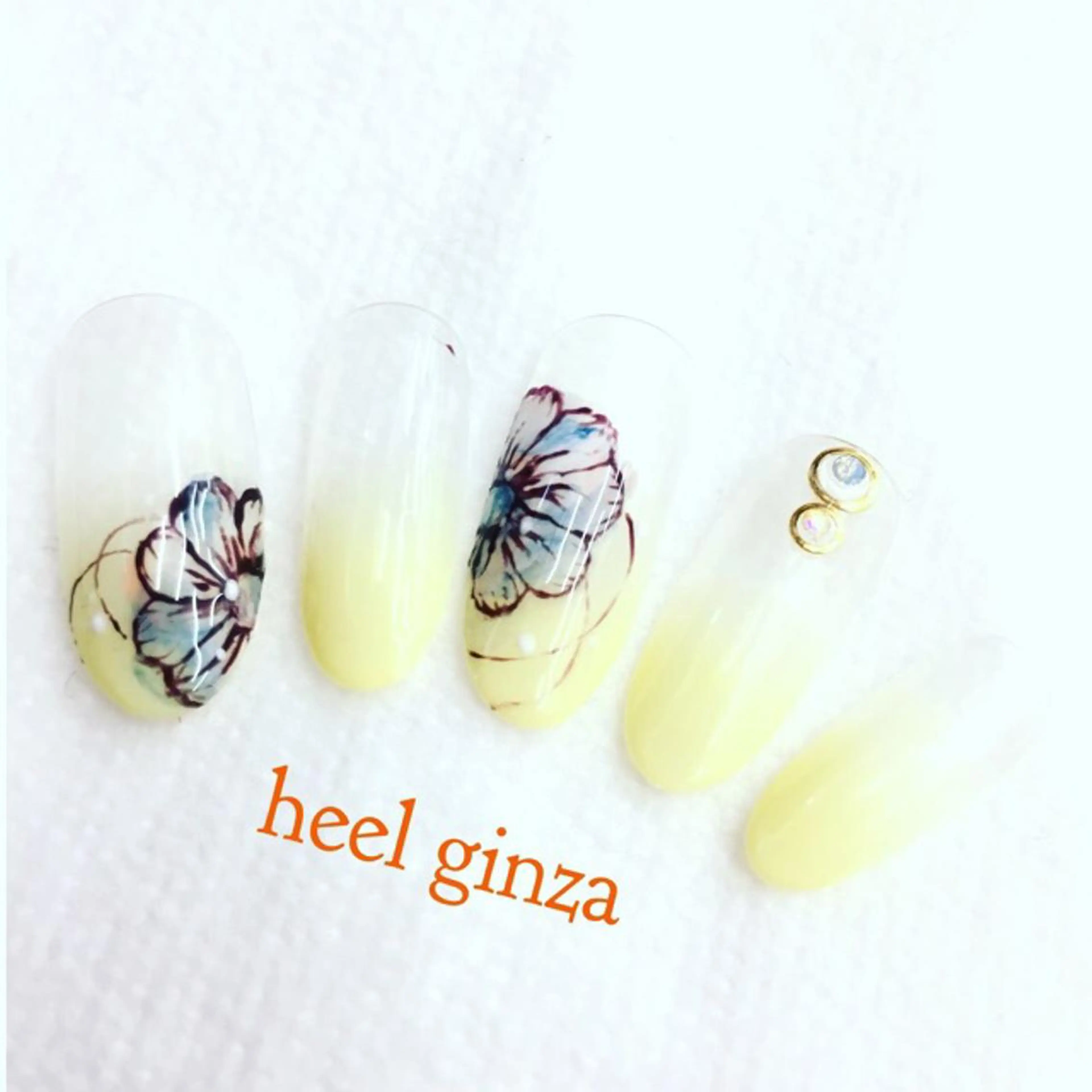 ネイル グラデーション 黄色 miel nailのネイルデザイン