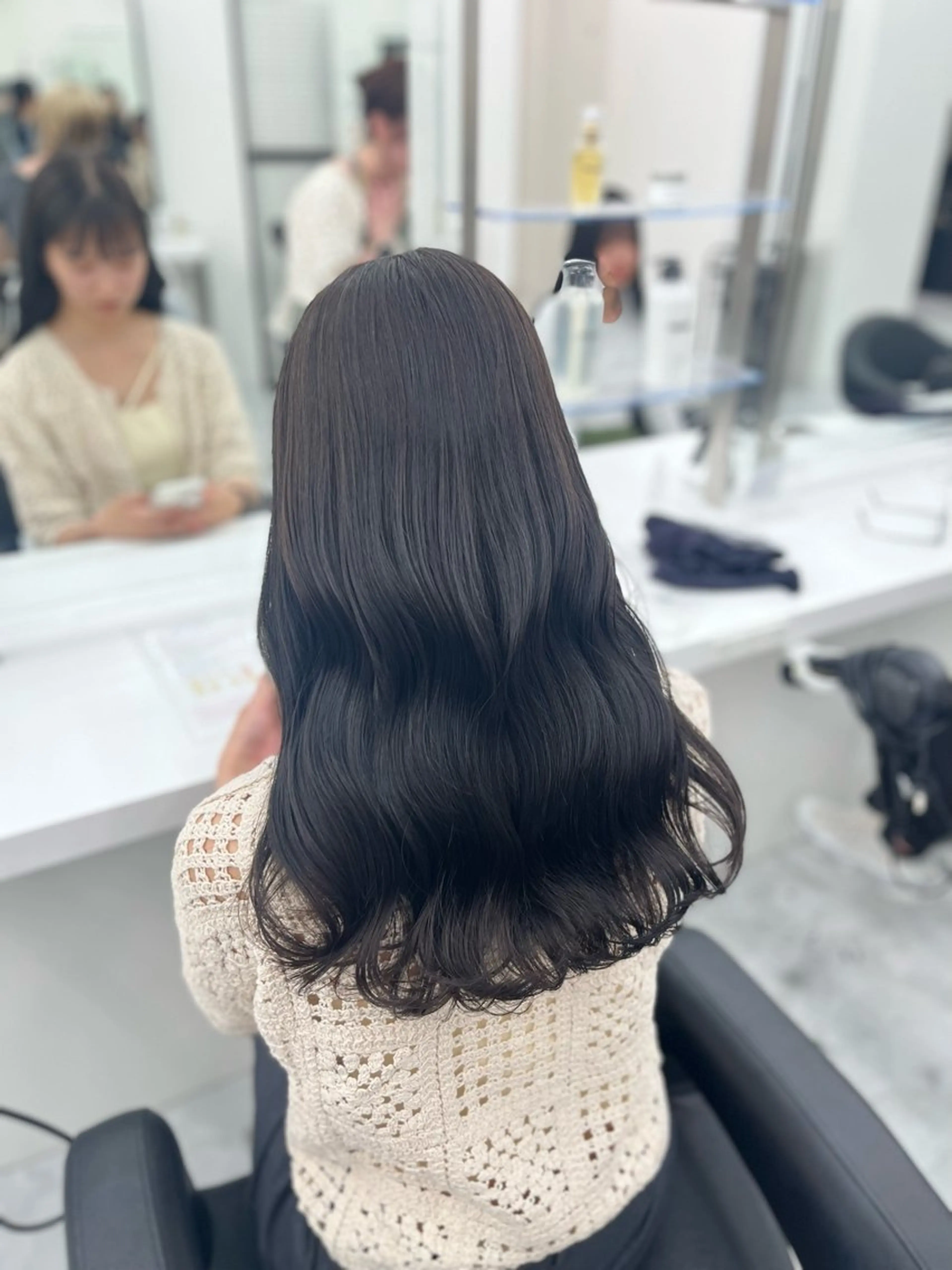 【平日/12月限定】カット+ケアカラー+超音波3stepトリートメント【髪質改善】【ベージュカラー】の写真