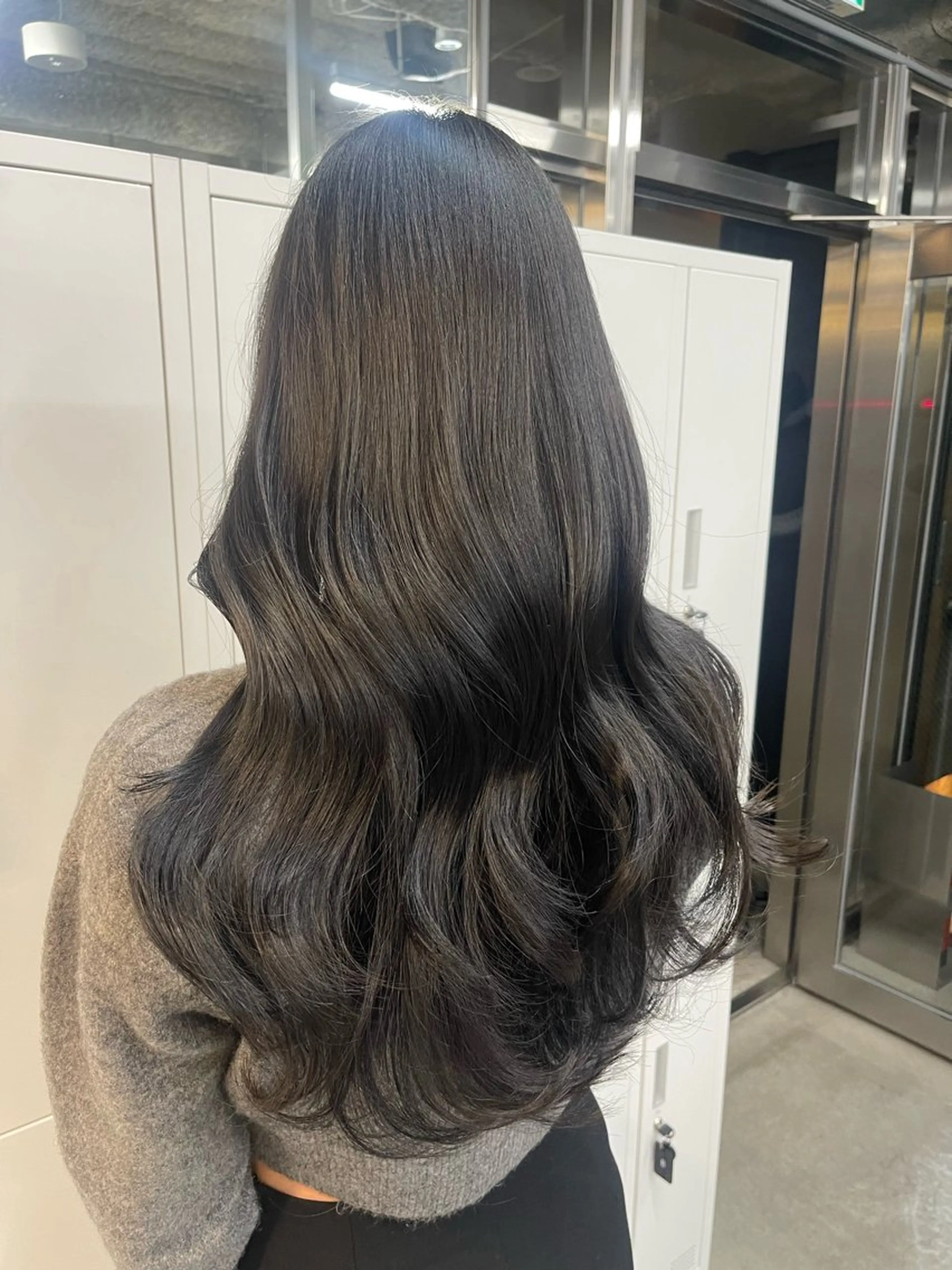 ロング カラー きなみ いく🎀透明感カラーのヘアスタイル