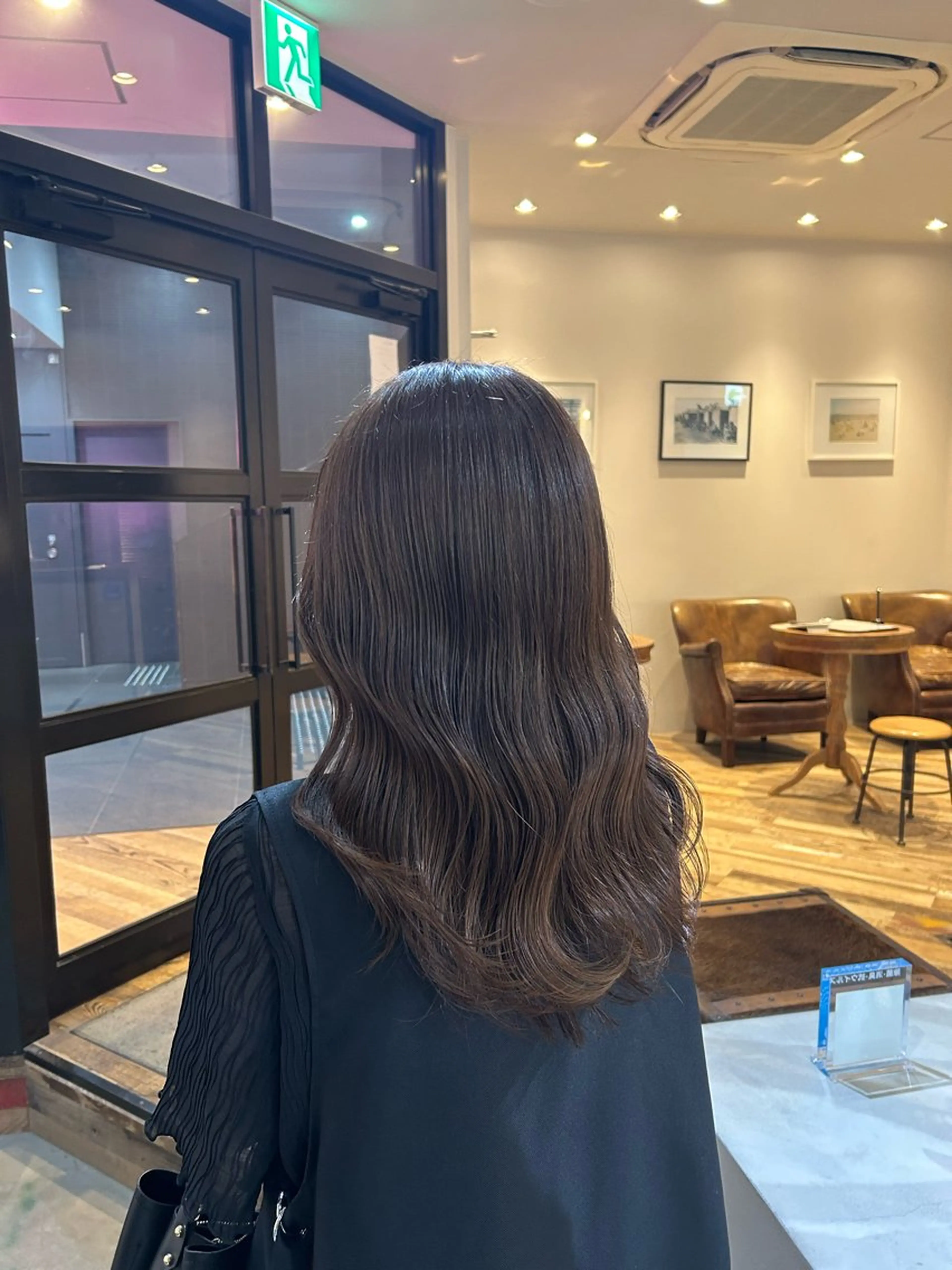 ロング カット ヘアカラー 透明感カラー/ 髪質改善✨️💞萌愛のヘアスタイル